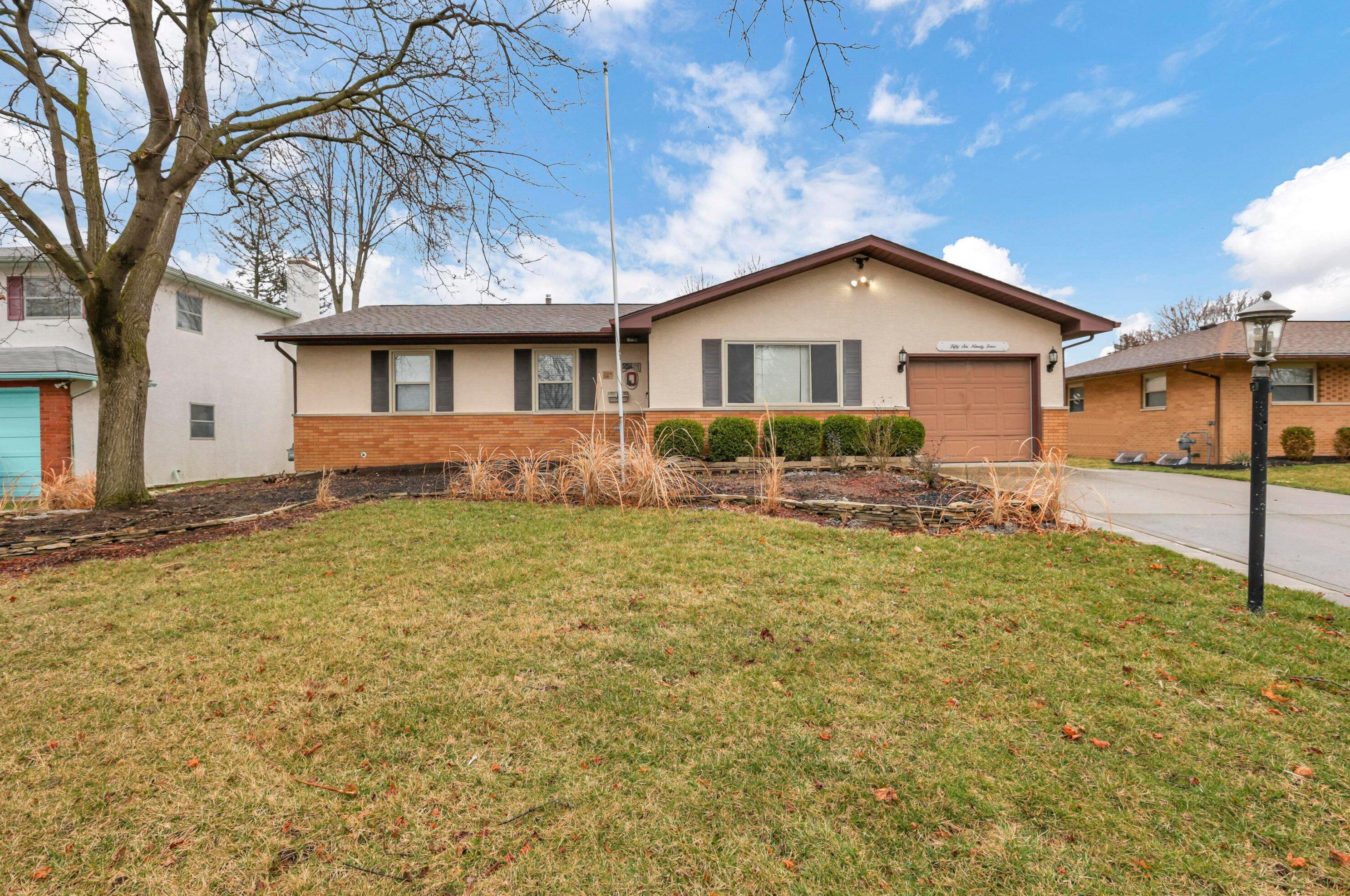 5694 Satinwood Dr, Columbus, OH 43229-3478