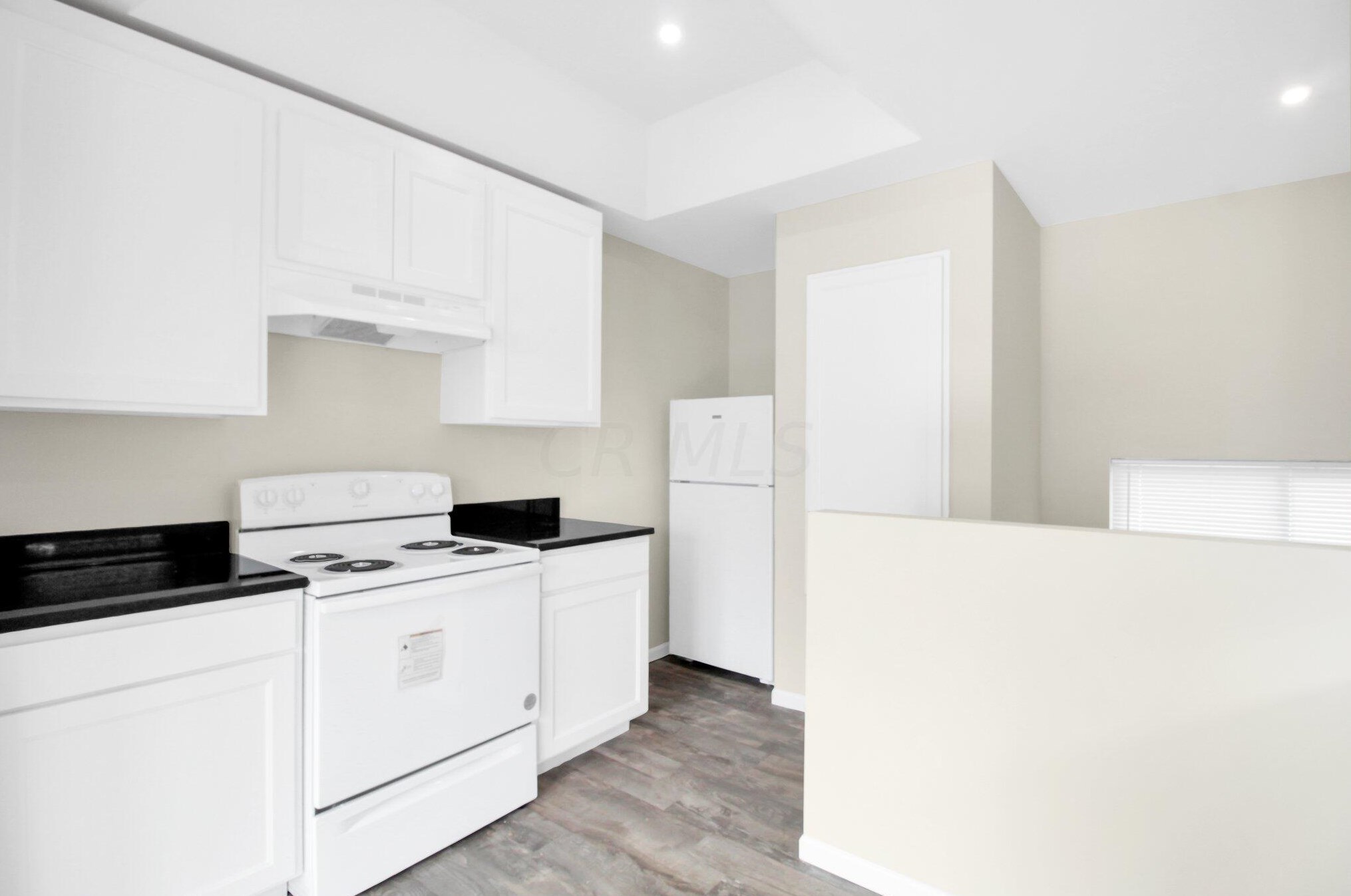 2353 Parkwood Ave, Columbus OH  43211-2374 exterior