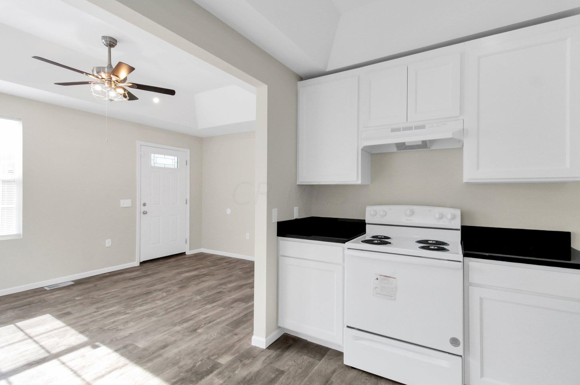 2353 Parkwood Ave, Columbus OH  43211-2374 exterior