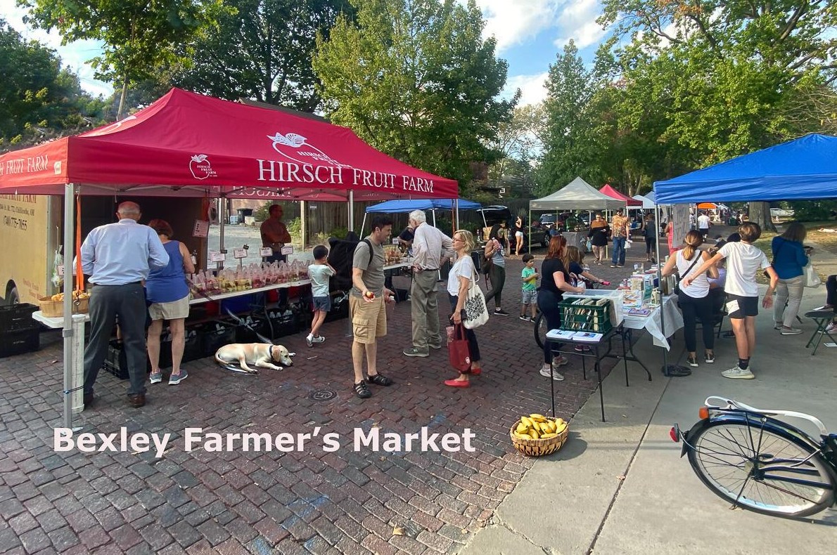 150 Cassingham Rd, Columbus OH  43209-1460 exterior