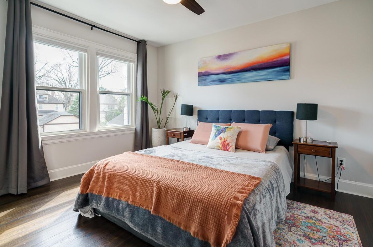 150 Cassingham Rd, Columbus OH  43209-1460 exterior