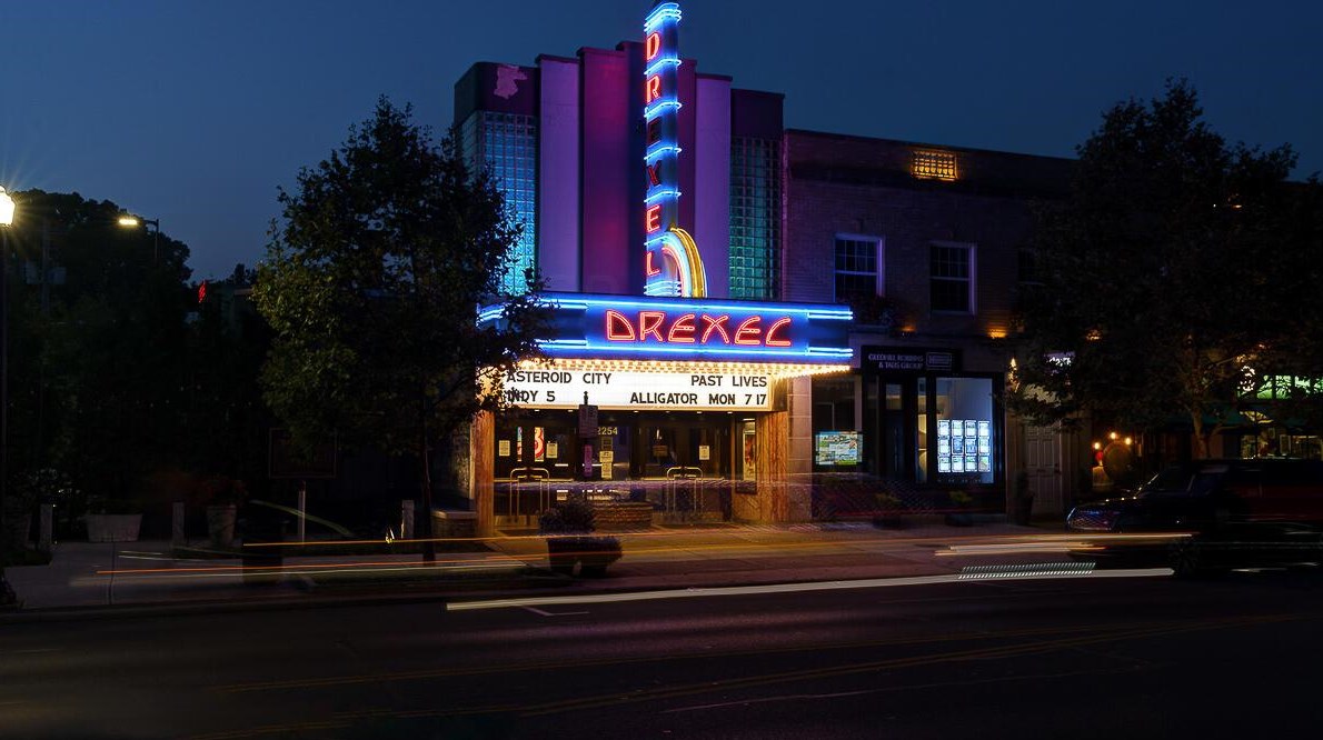 150 Cassingham Rd, Columbus OH  43209-1460 exterior