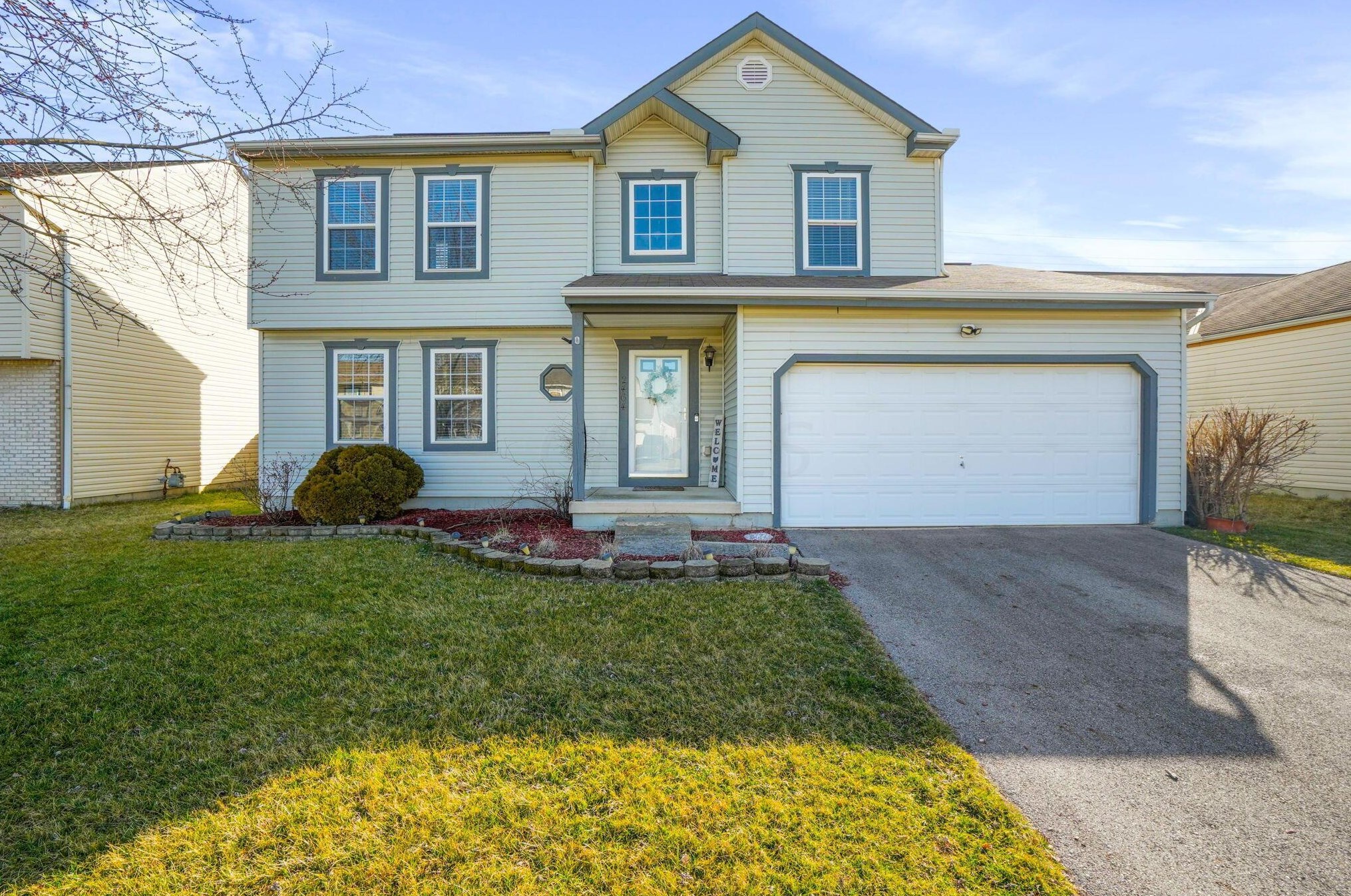 2464 Hoose Dr, Darbydale, OH 43123