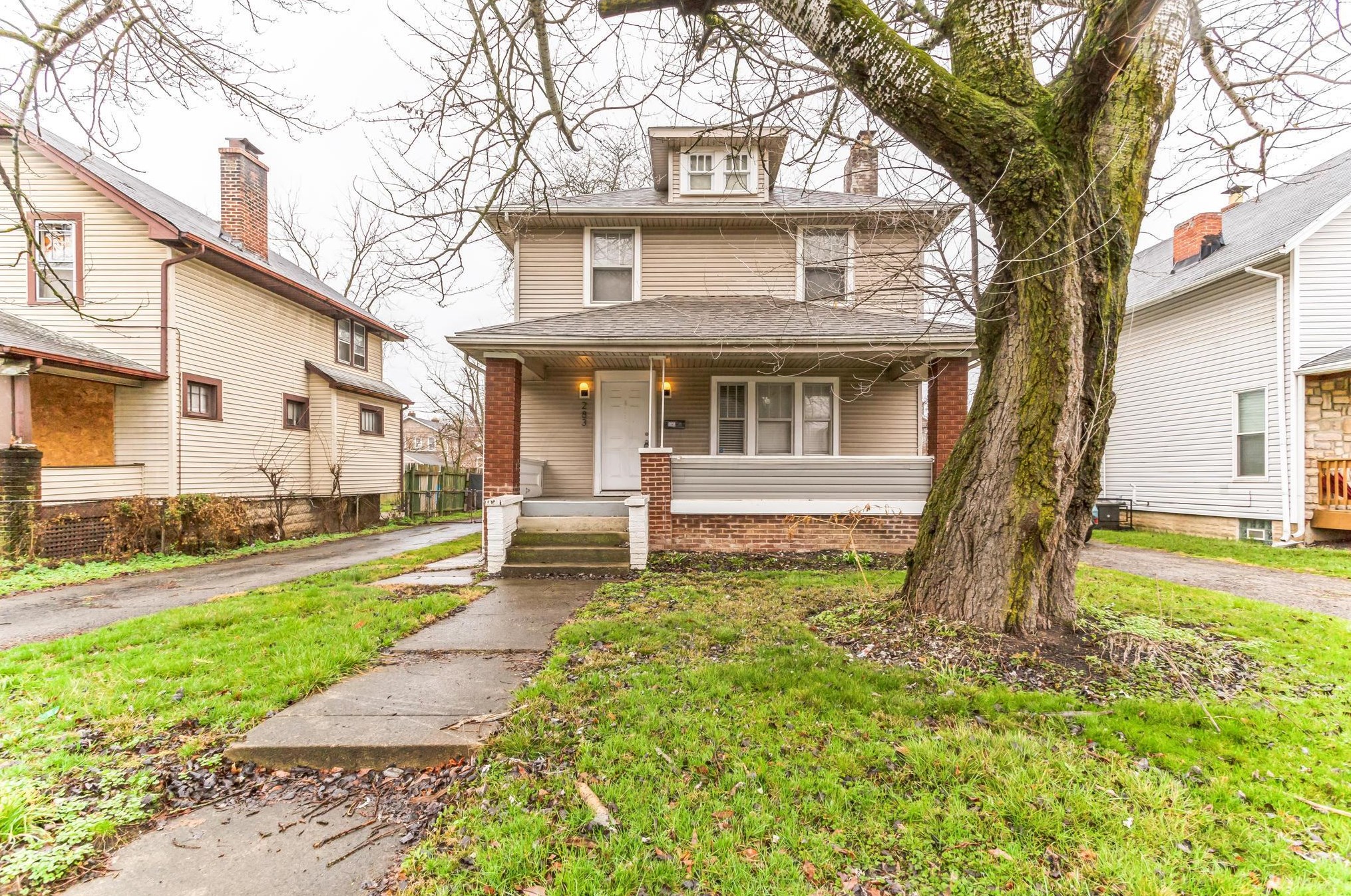 283 Dana Ave, Columbus, OH 43223-1309