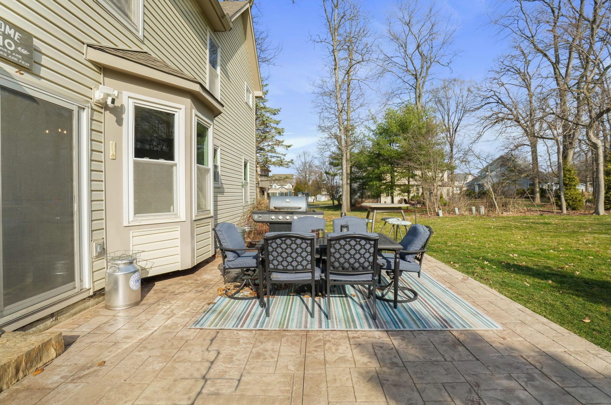 498 Helmbright Dr, Columbus OH  43230-4396 exterior