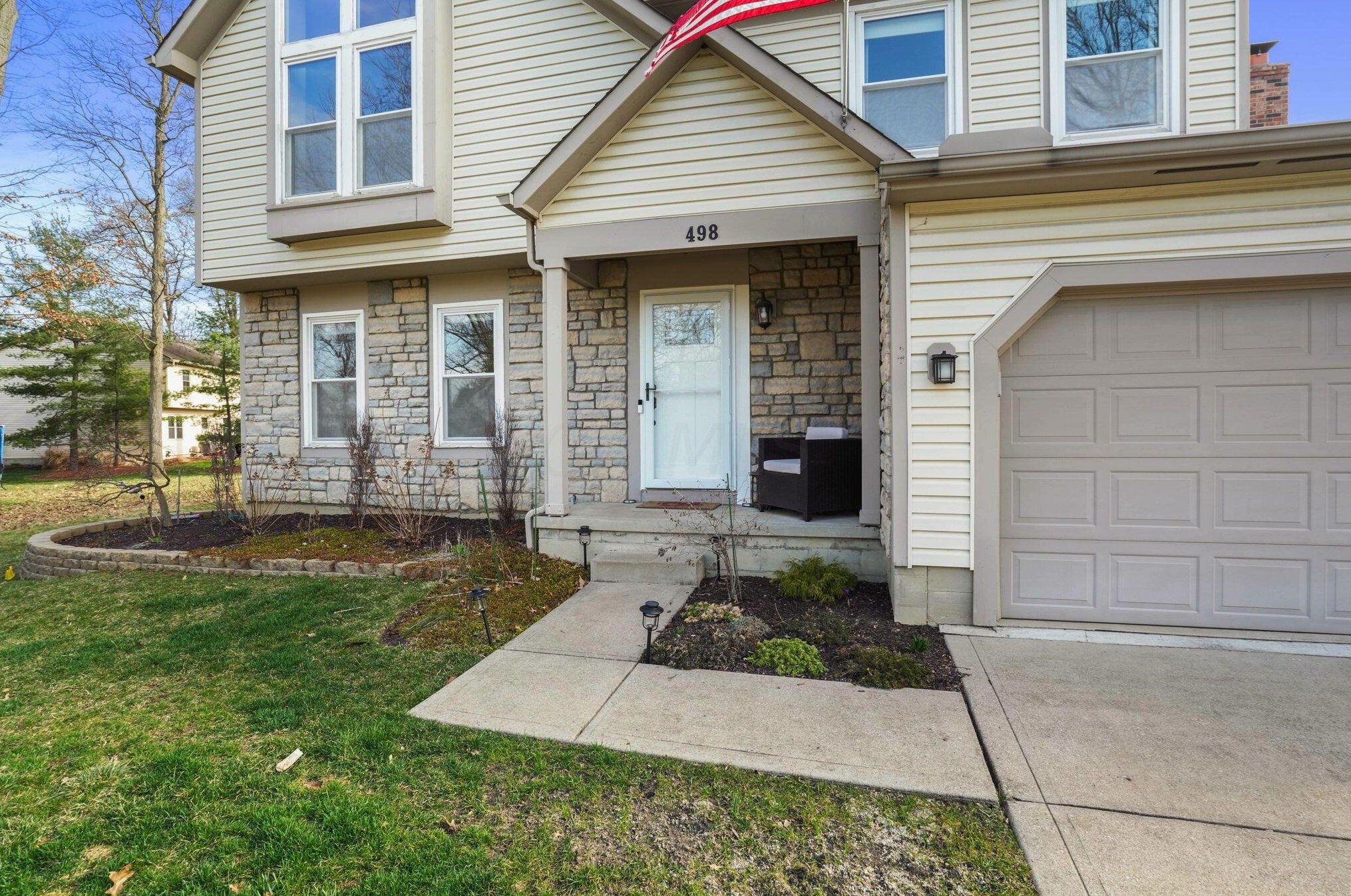 498 Helmbright Dr, Columbus OH  43230-4396 exterior