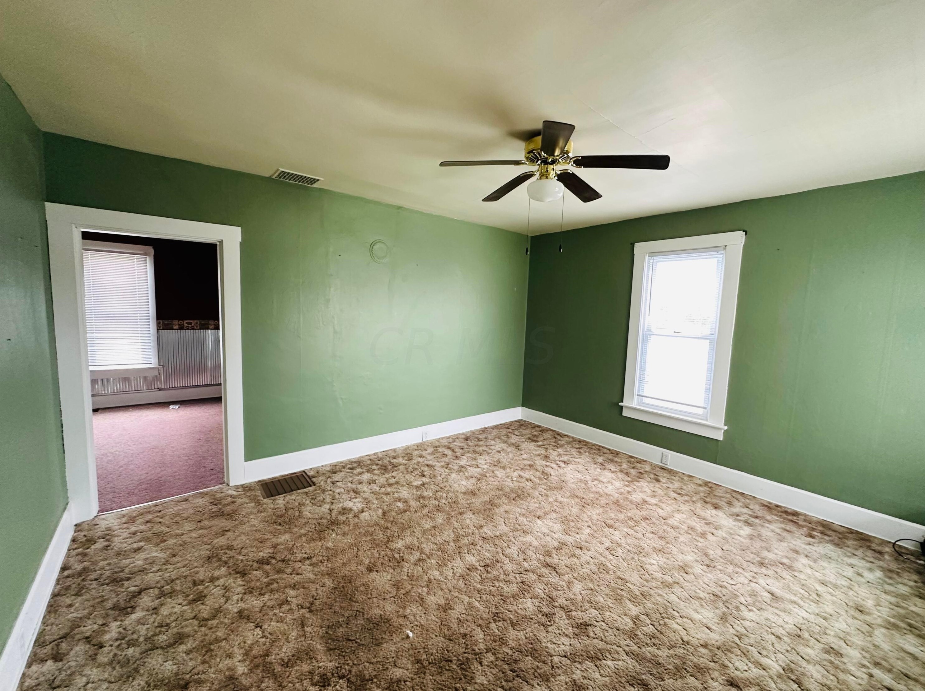 210 Lexington St, New Lexington, OH 43764