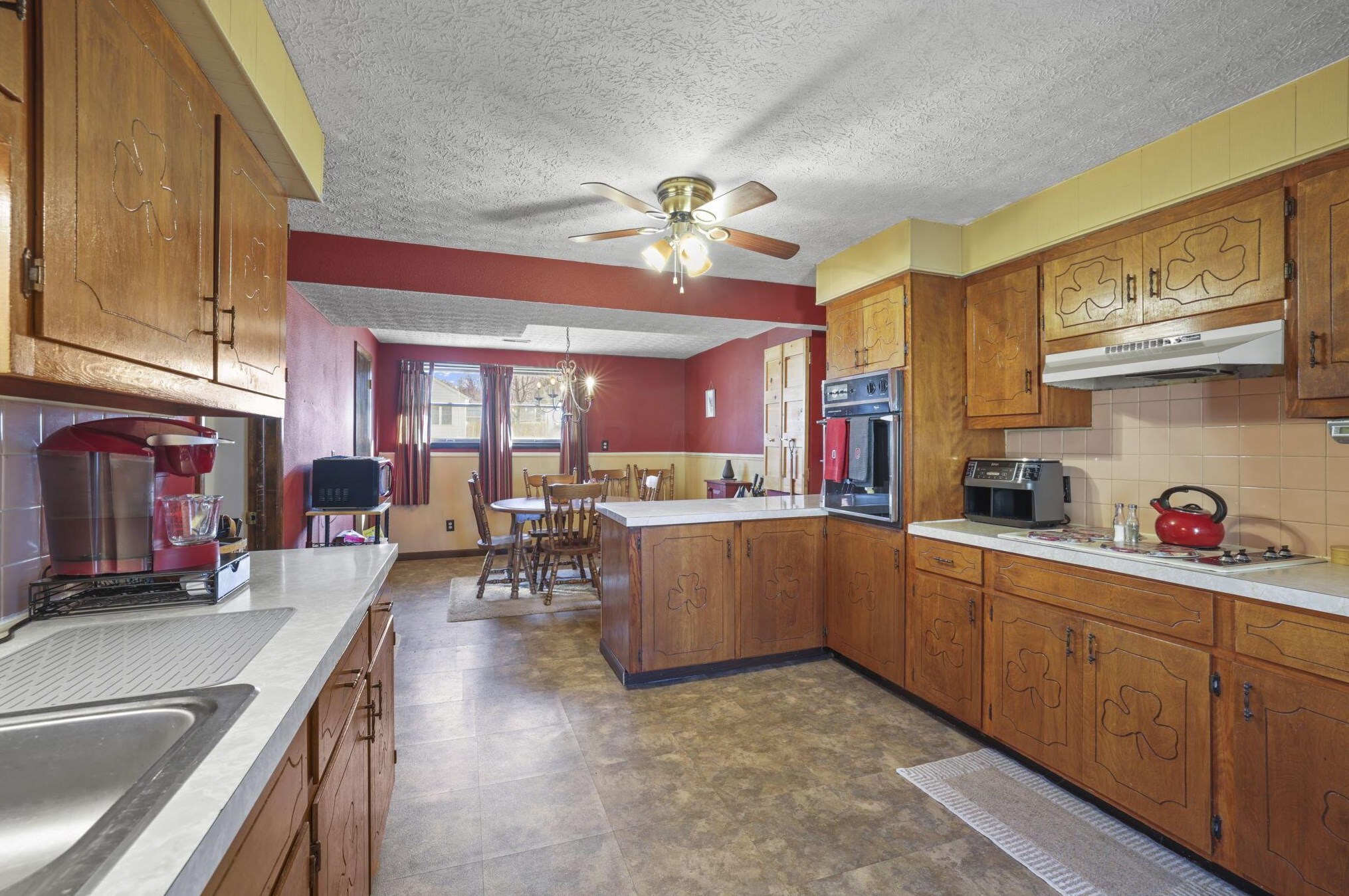 857 Hubert Ave, Lancaster OH  43130-4523 exterior