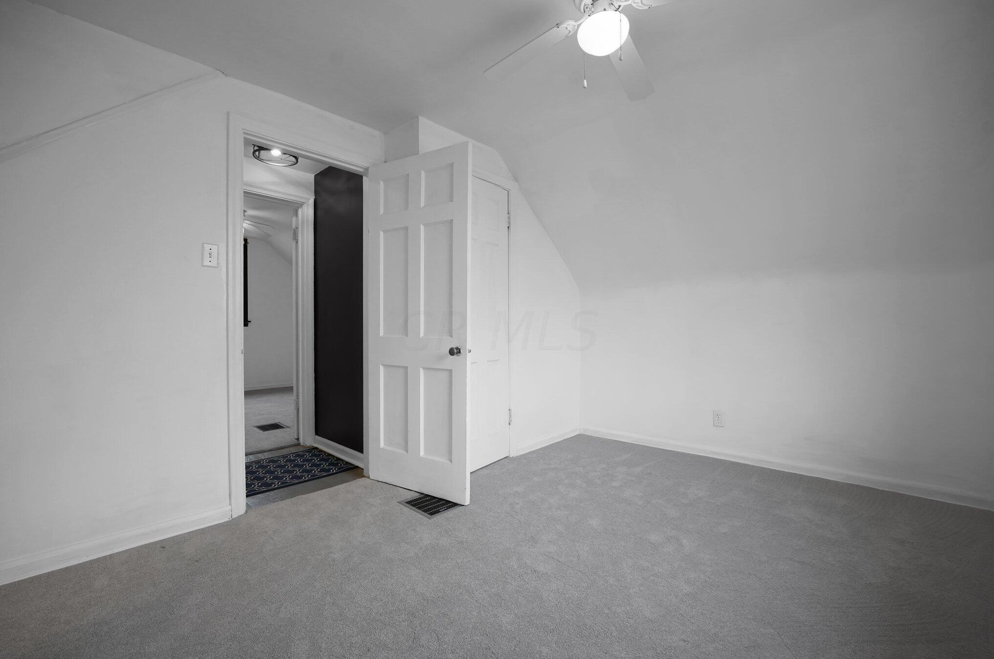 474 James Rd, Columbus OH  43230-3302 exterior