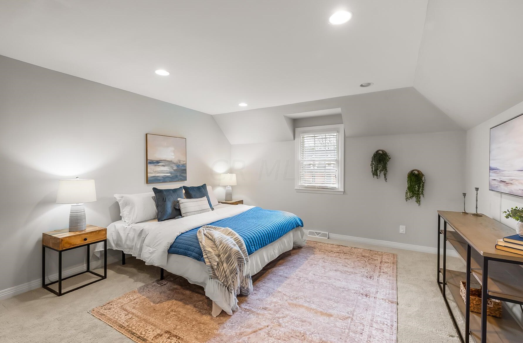 4162 Squires Ln, Columbus OH  43220-3949 exterior