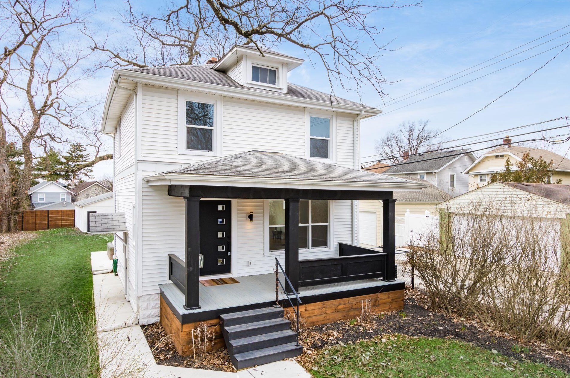 2871 Findley Ave, Columbus OH  43202-2319 exterior