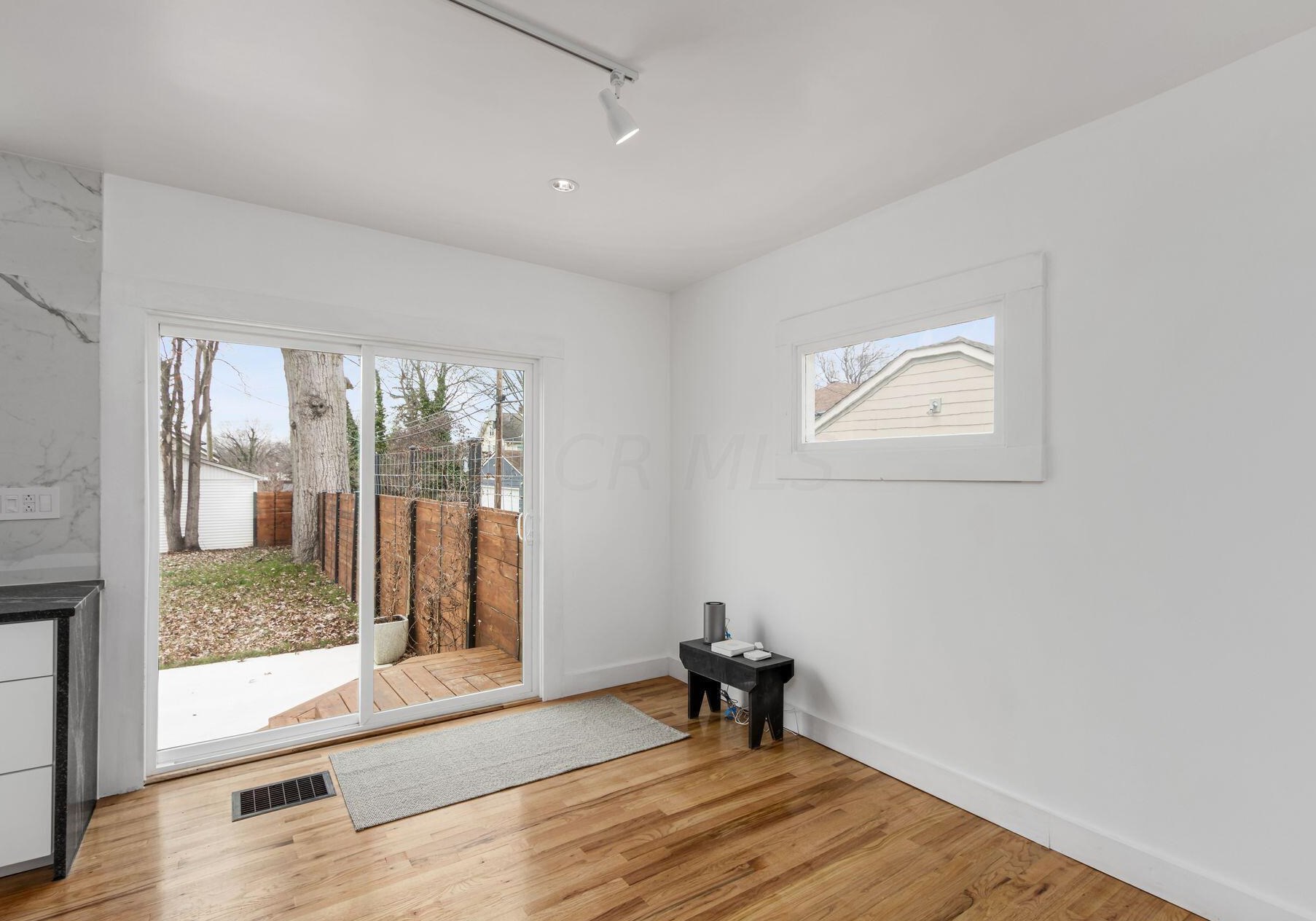 2871 Findley Ave, Columbus OH  43202-2319 exterior