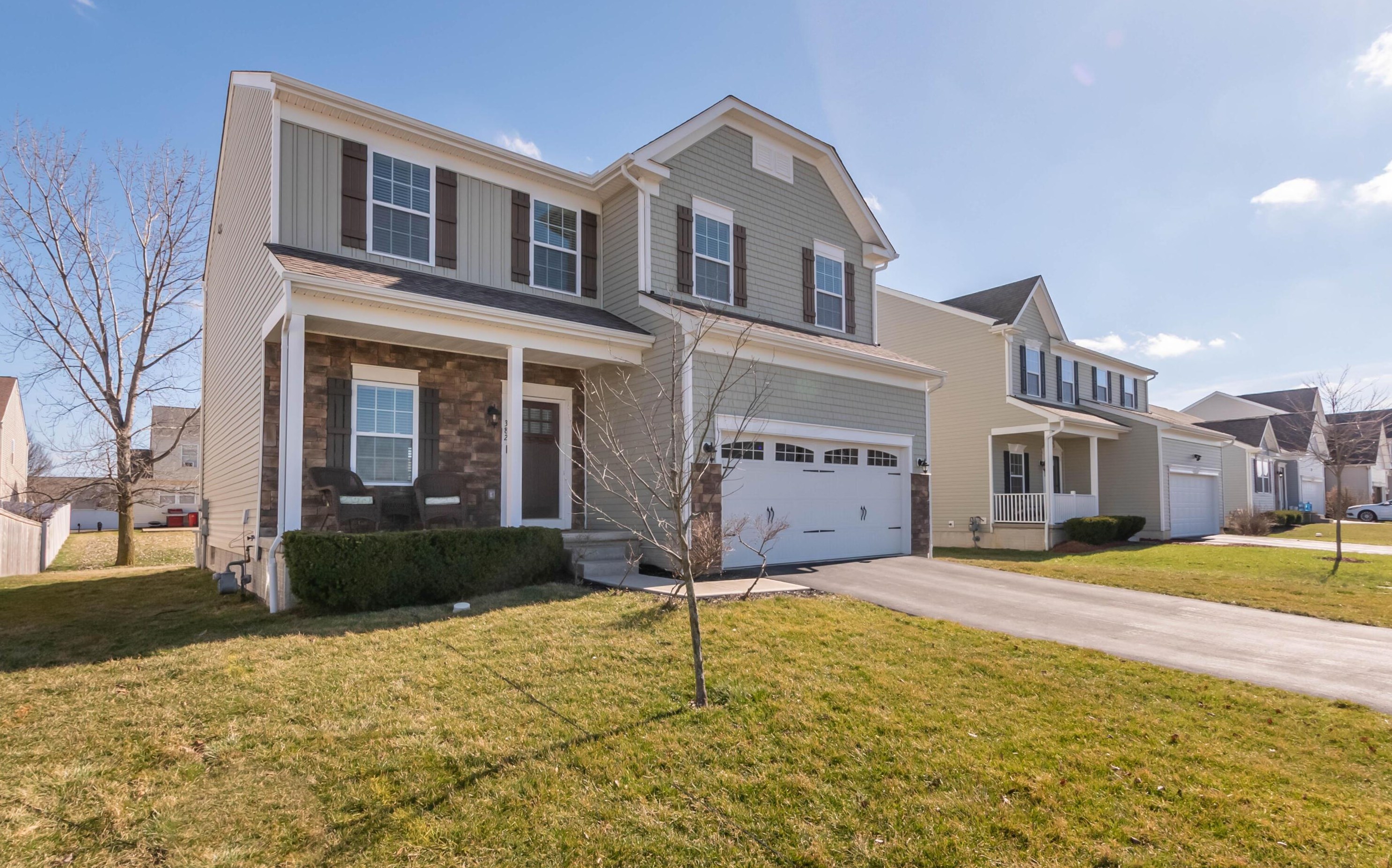 382 Puleo Dr, London, OH 43140-8444