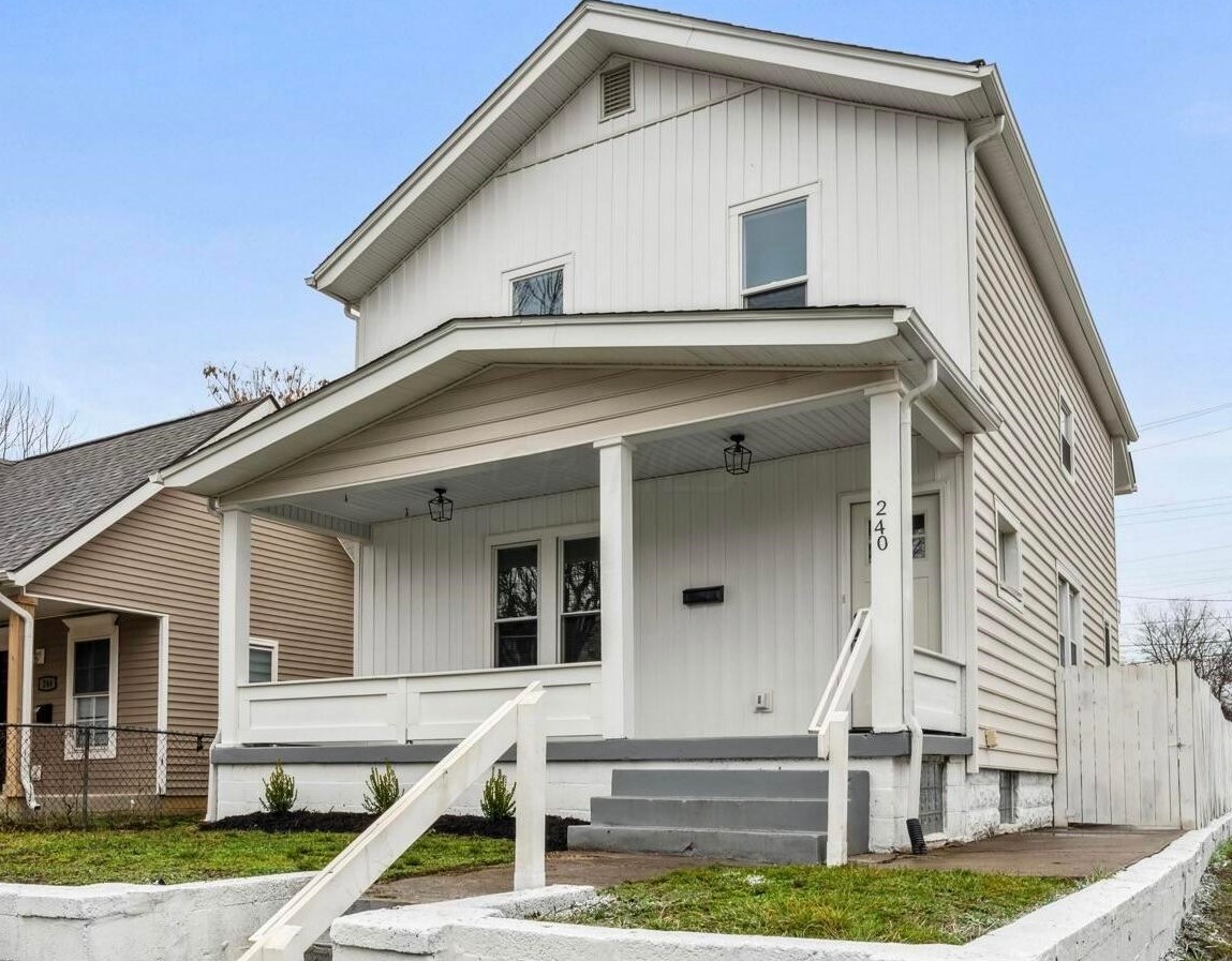240 Oakley Ave, Columbus, OH 43204-3217