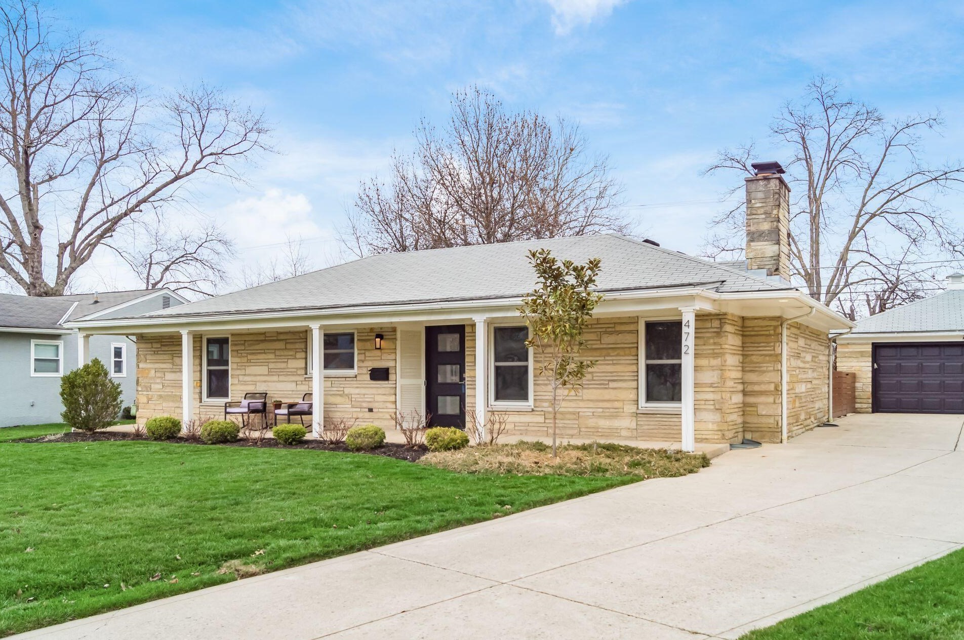 472 Ridgedale Dr N, Sharon Township, OH 43085