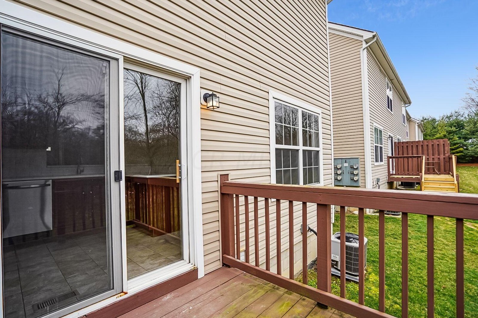 6488 Ash Rock Cir, Westerville OH  43081-7109 exterior