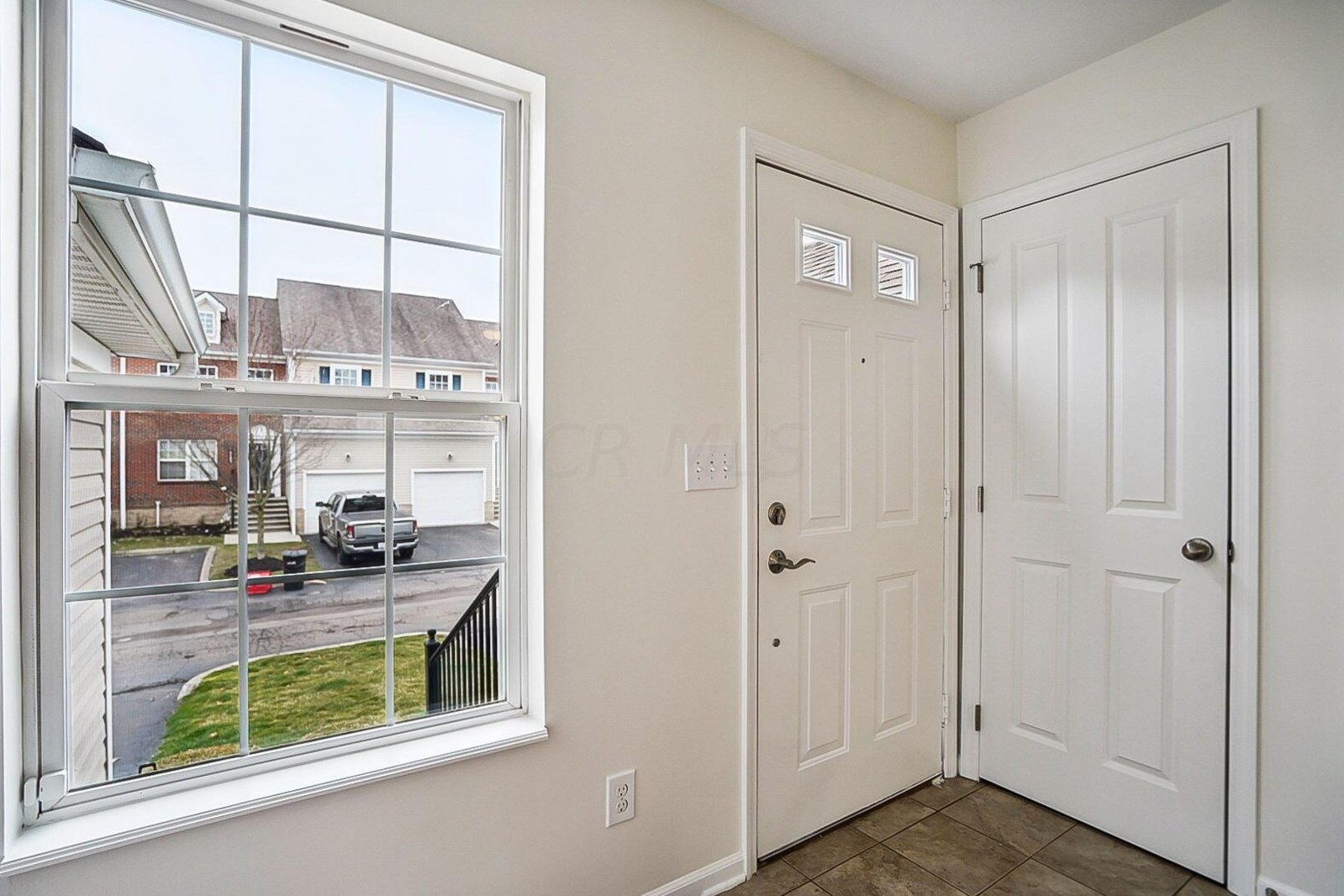 6488 Ash Rock Cir, Westerville OH  43081-7109 exterior