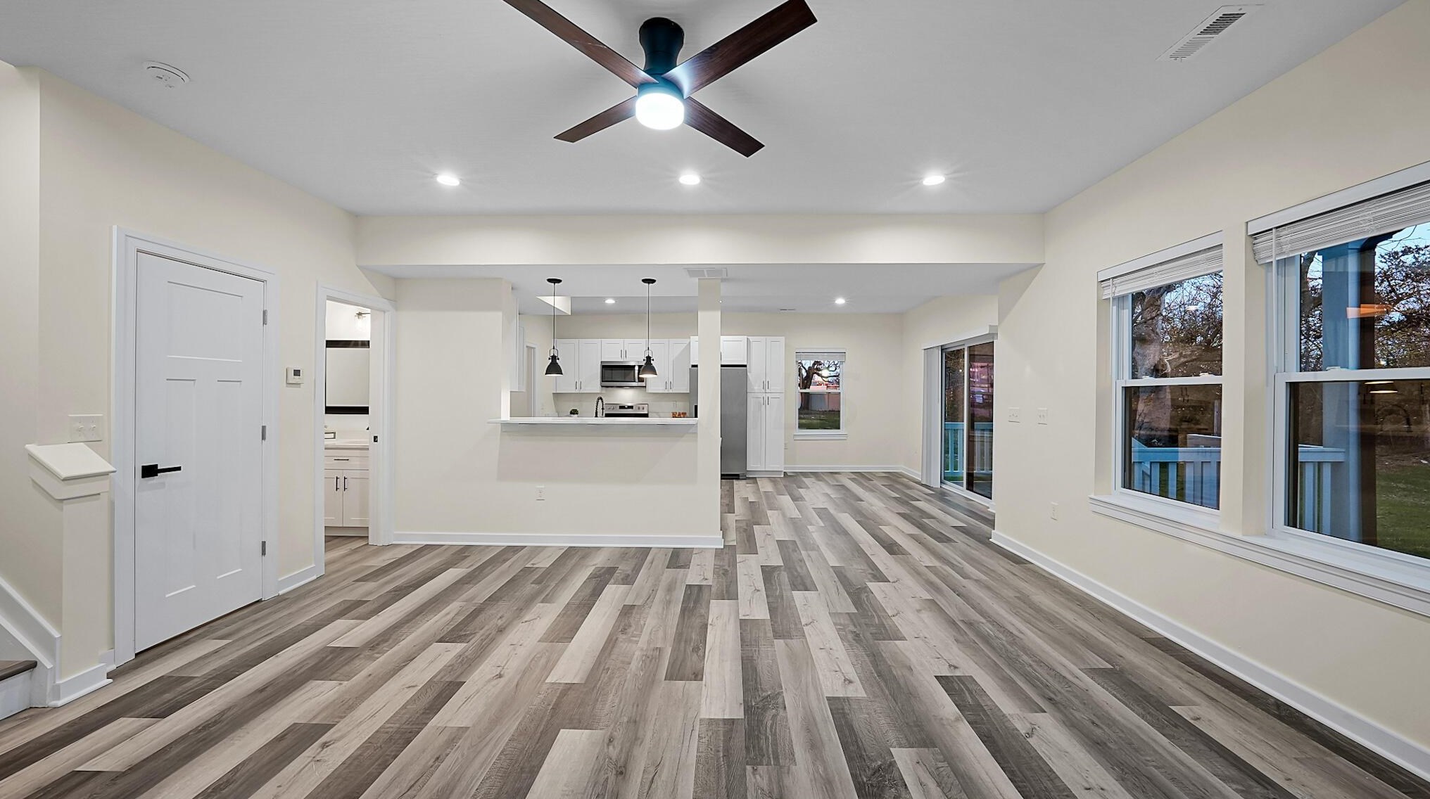 46 Inah Ave, Columbus OH 43228-2679 exterior