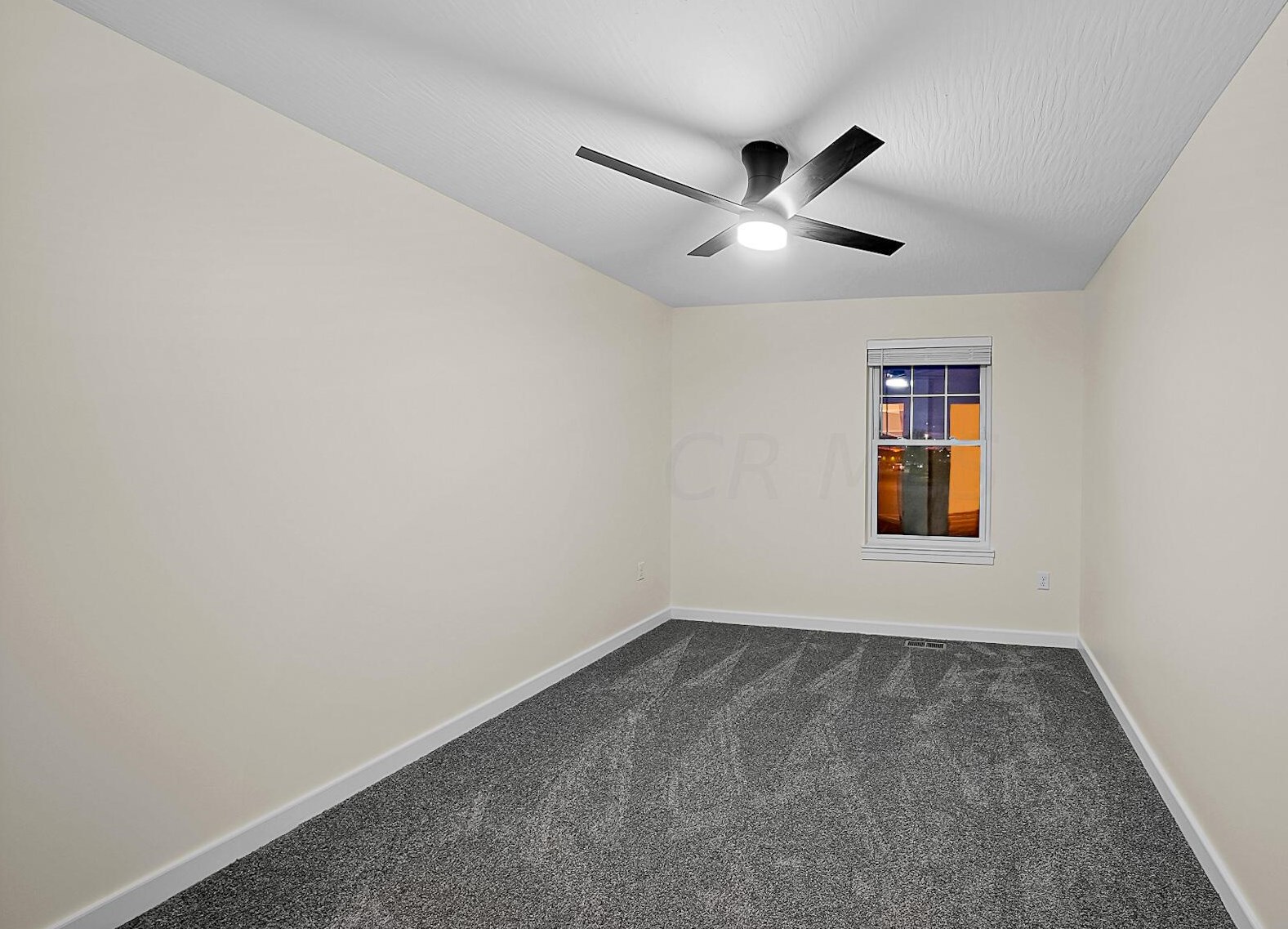 46 Inah Ave, Columbus OH 43228-2679 exterior