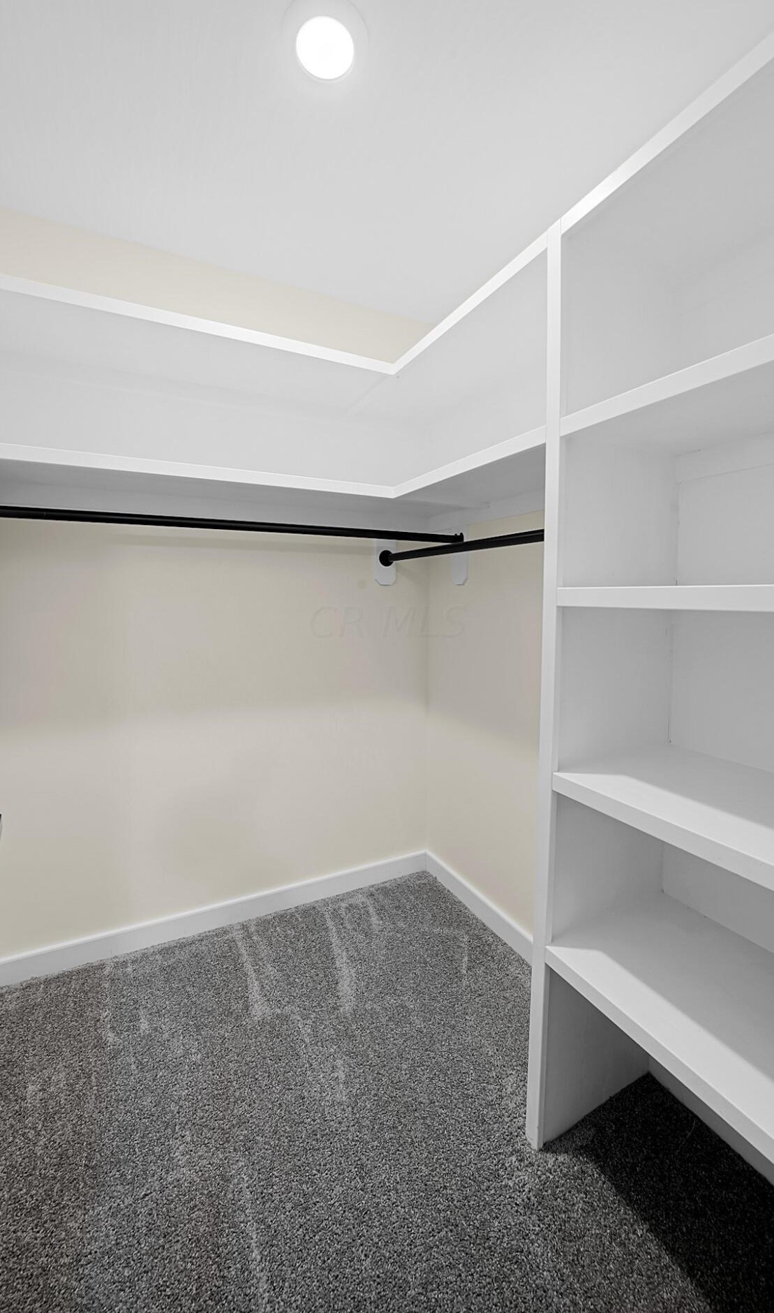 46 Inah Ave, Columbus OH 43228-2679 exterior