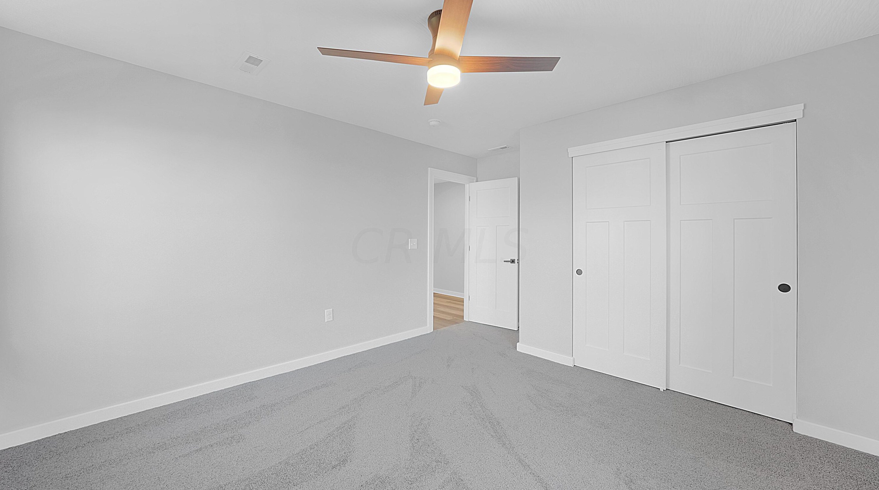 76 Inah Ave, Columbus OH 43228-2679 exterior