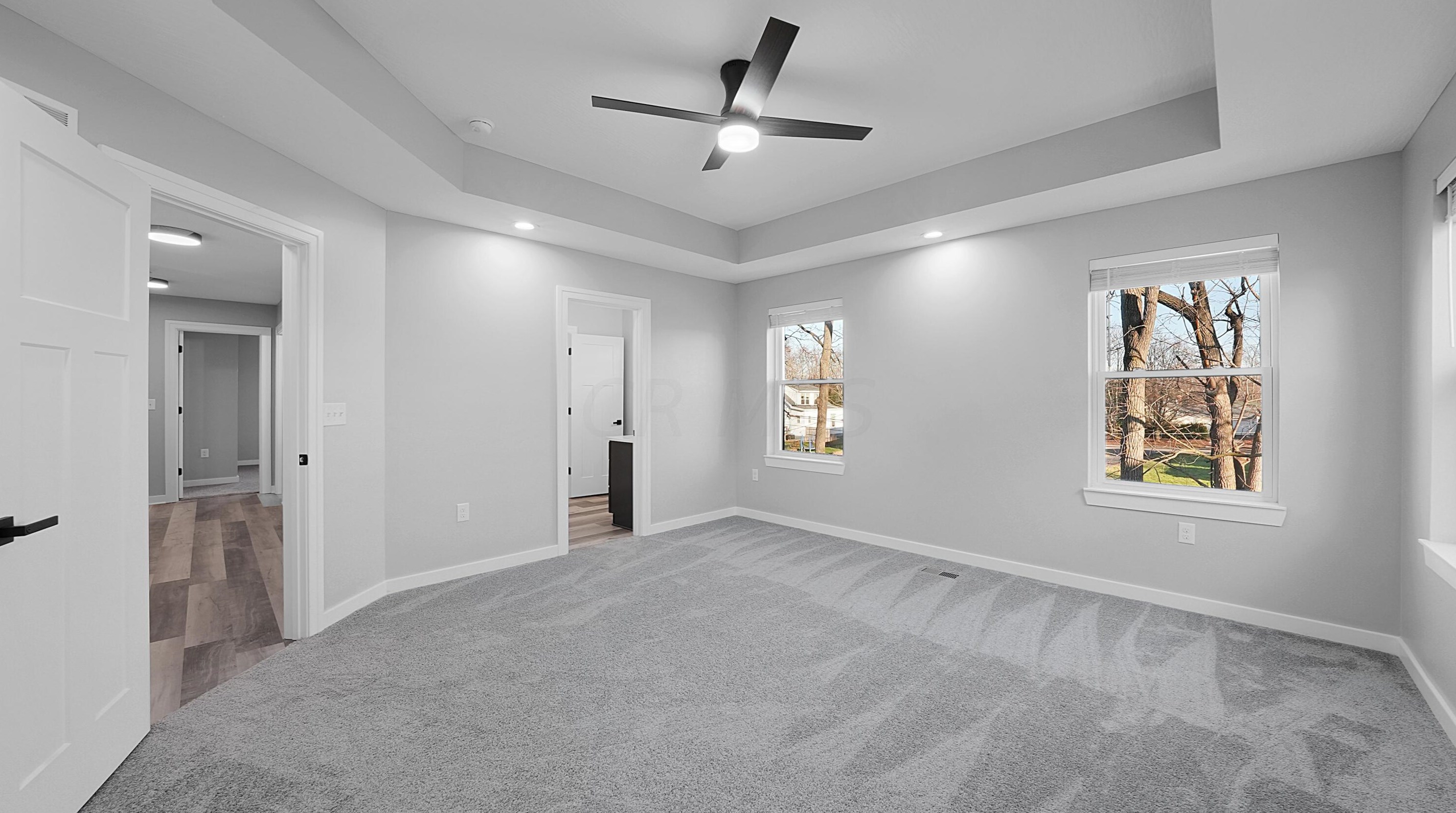 76 Inah Ave, Columbus OH 43228-2679 exterior