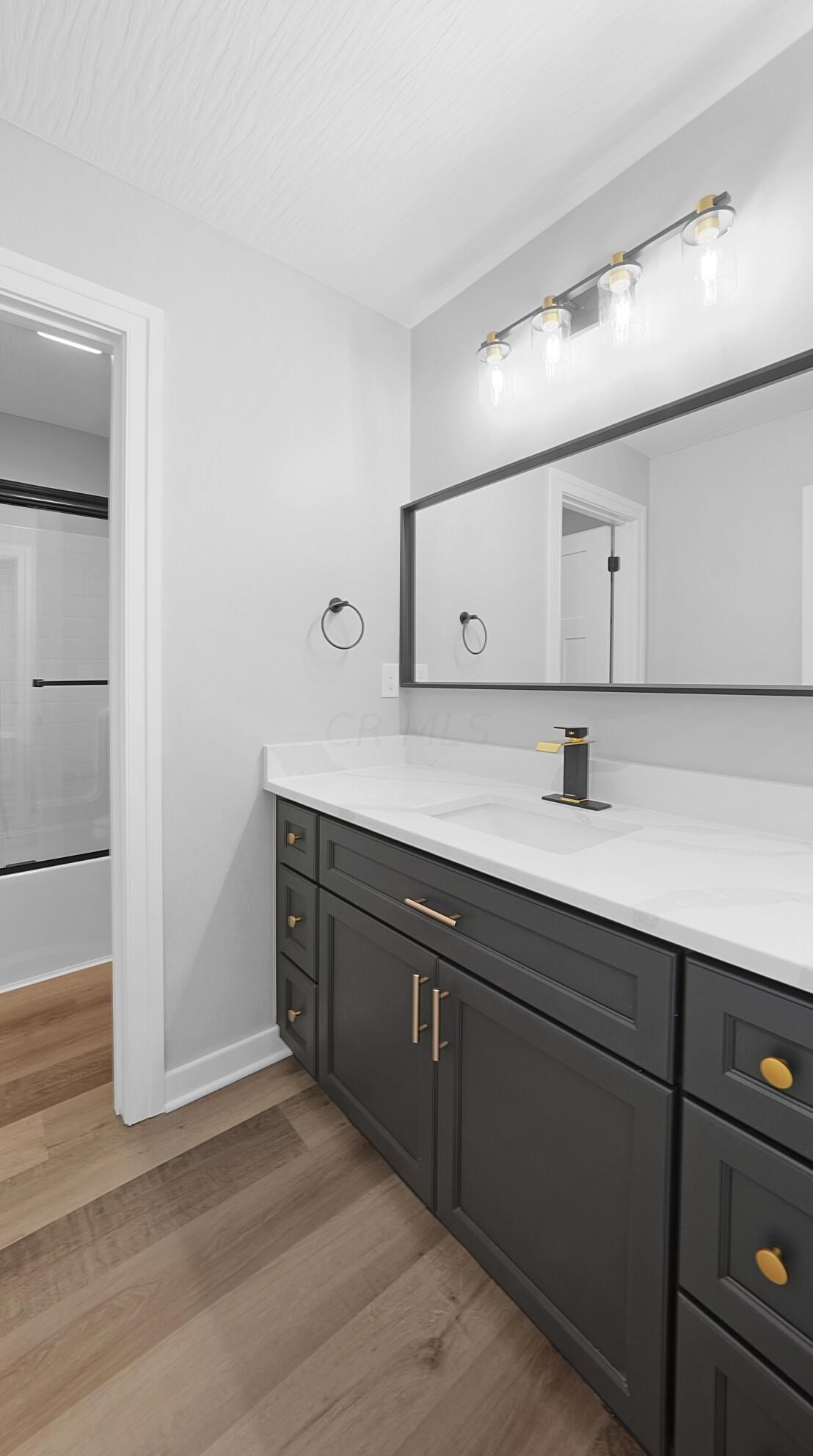 76 Inah Ave, Columbus OH 43228-2679 exterior