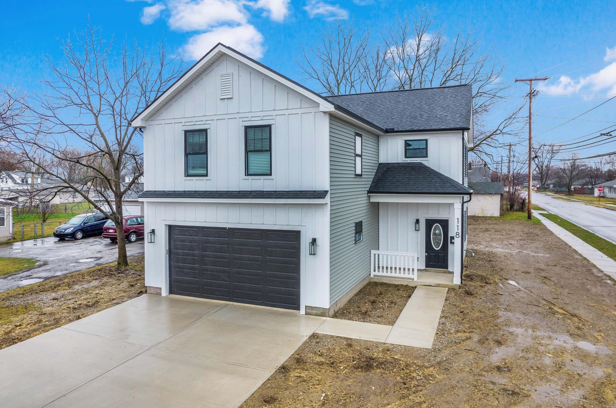118 Inah Ave, Columbus, OH 43228-1708
