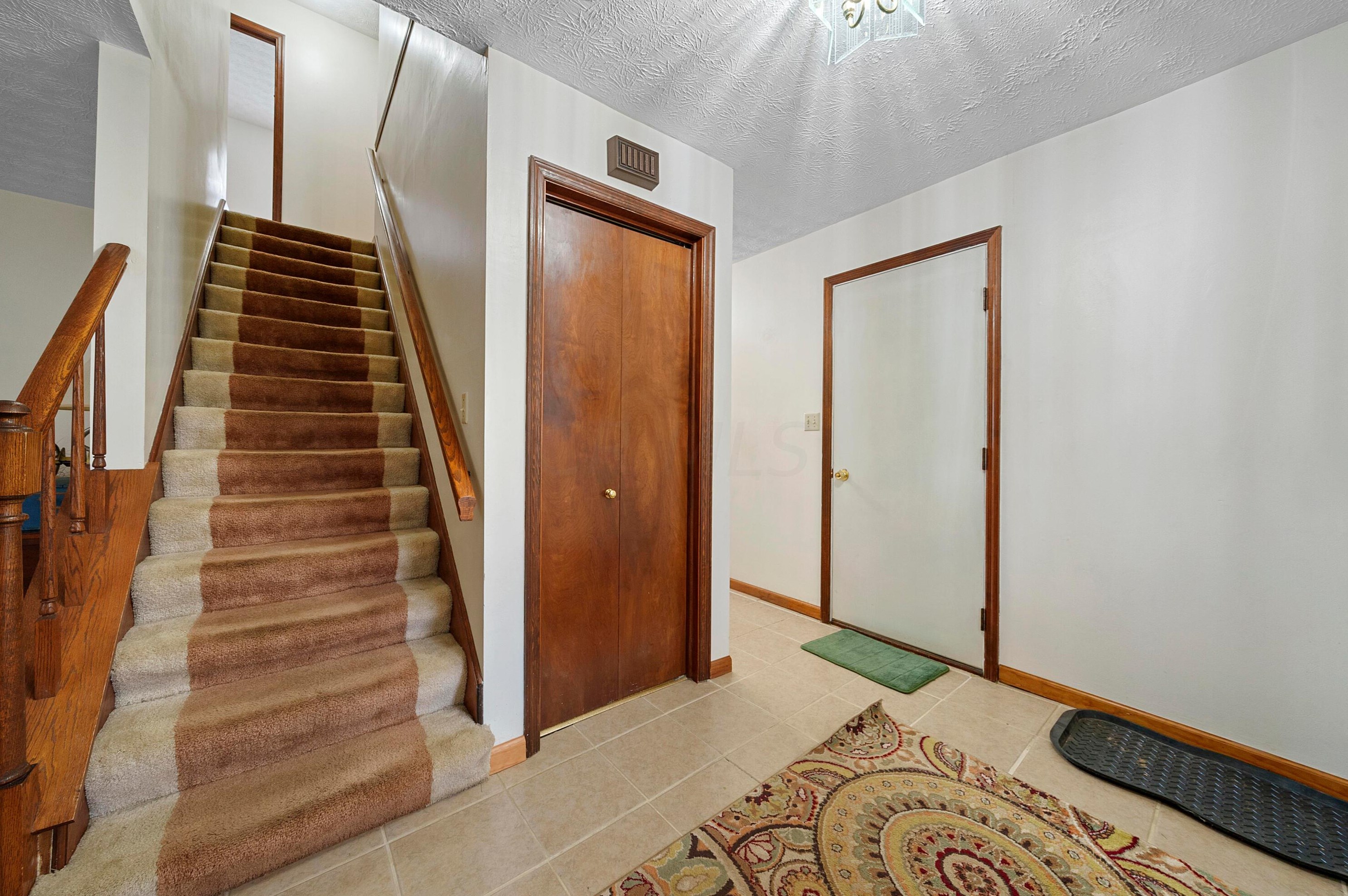 6675 Havens Rd, Blacklick OH  43004-9721 exterior