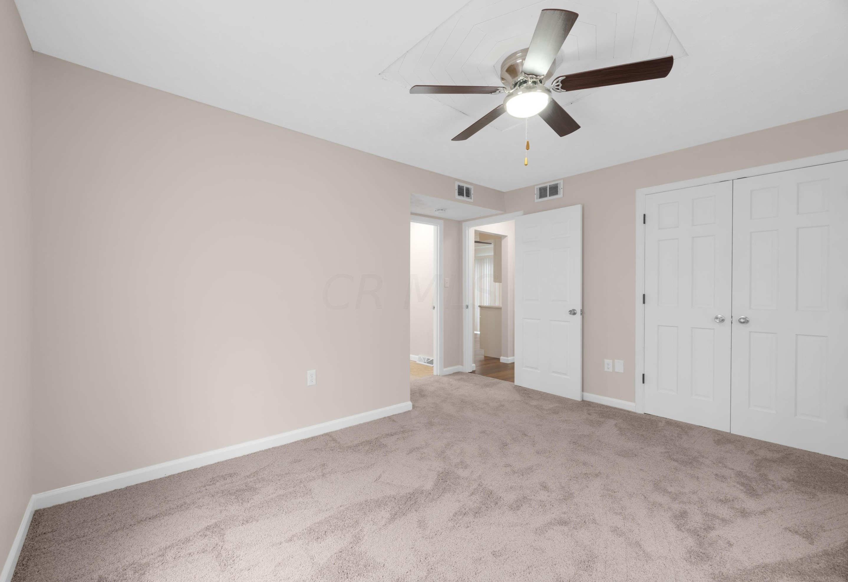 187 Madison St, Mount Sterling OH  43143-1020 exterior