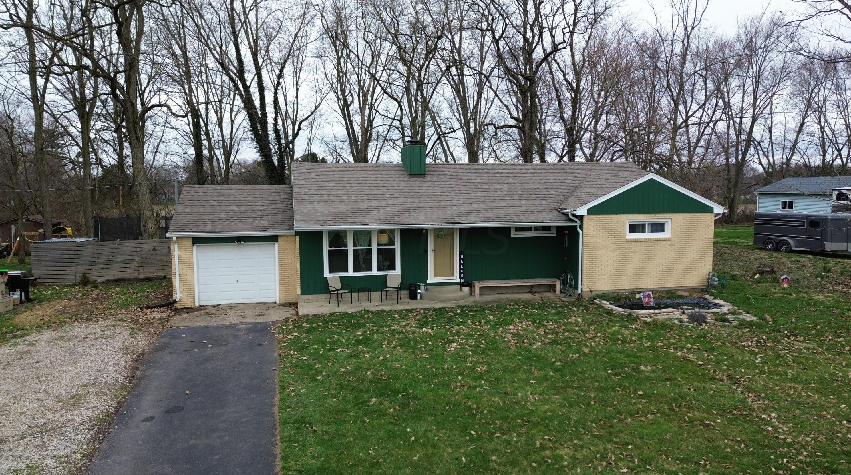 2943 S Burnett Rd, Springfield, OH 45505