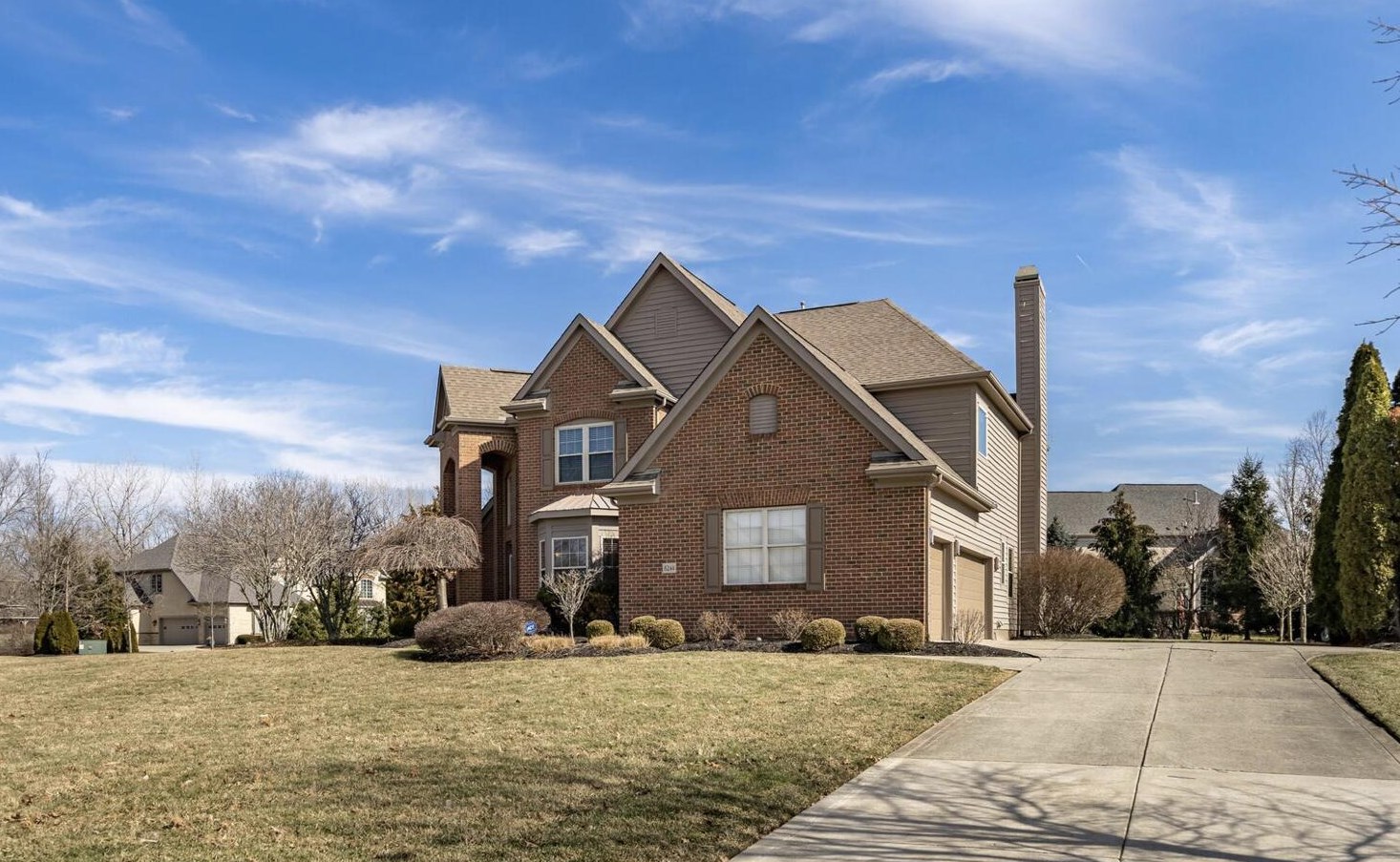 8244 Campden Lakes Blvd, Dublin OH  43016-8252 exterior