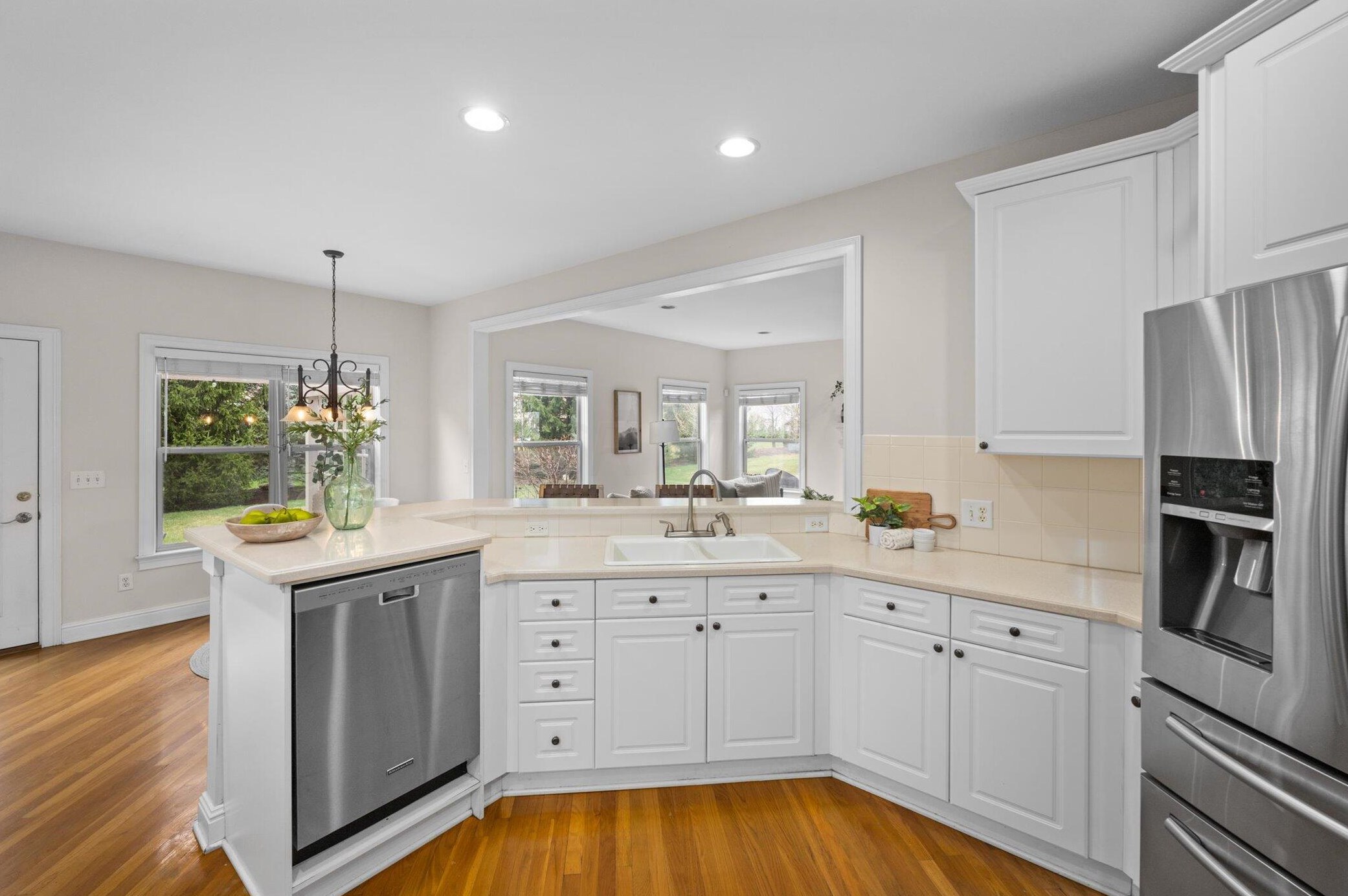 8244 Campden Lakes Blvd, Dublin OH  43016-8252 exterior