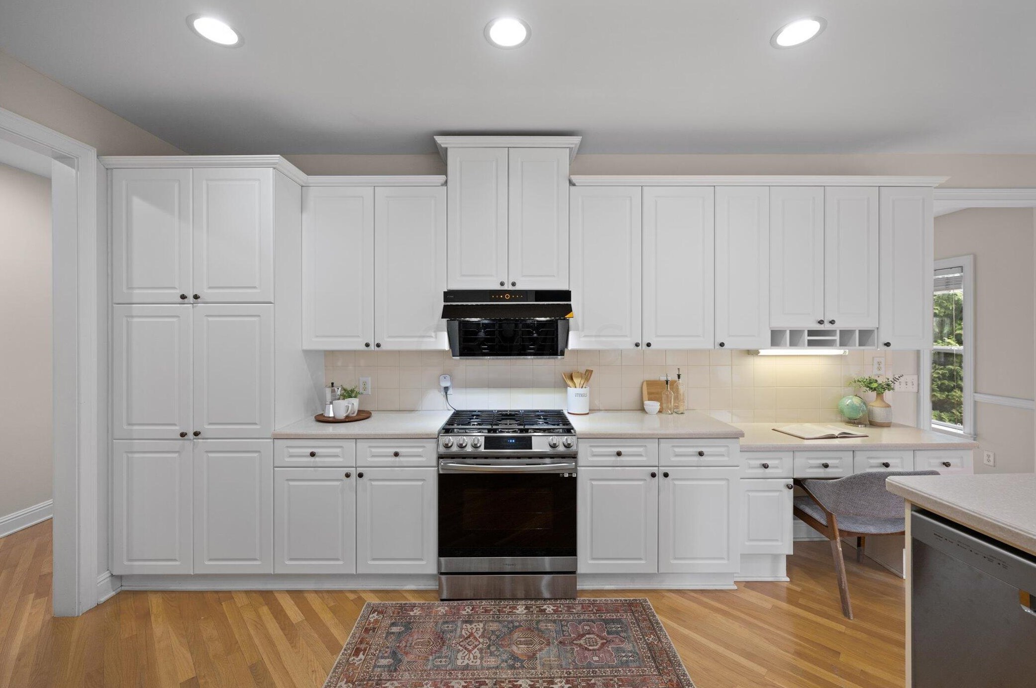 8244 Campden Lakes Blvd, Dublin OH  43016-8252 exterior