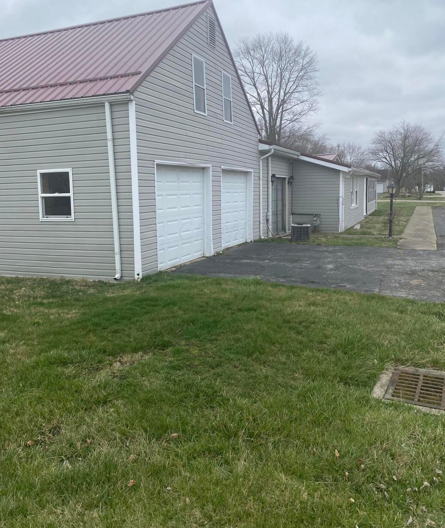 10790 2nd St, Mount Sterling, OH 43143-9714