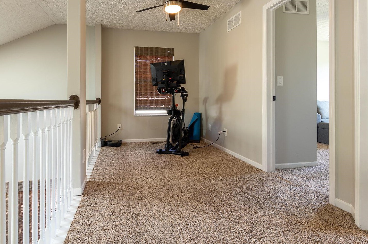 621 Norfolk Ct, Pickerington OH  43147-2066 exterior