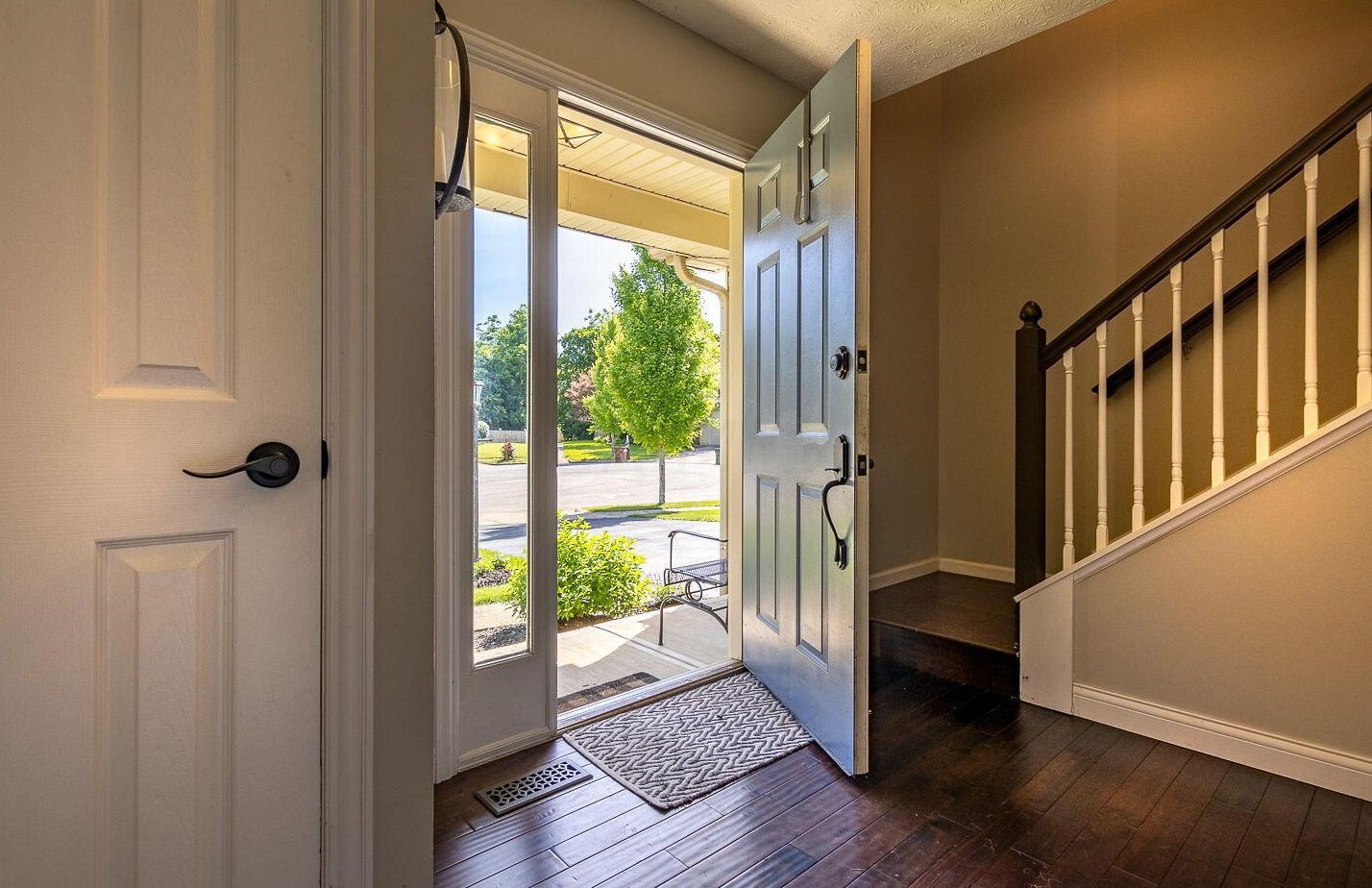 621 Norfolk Ct, Pickerington OH  43147-2066 exterior