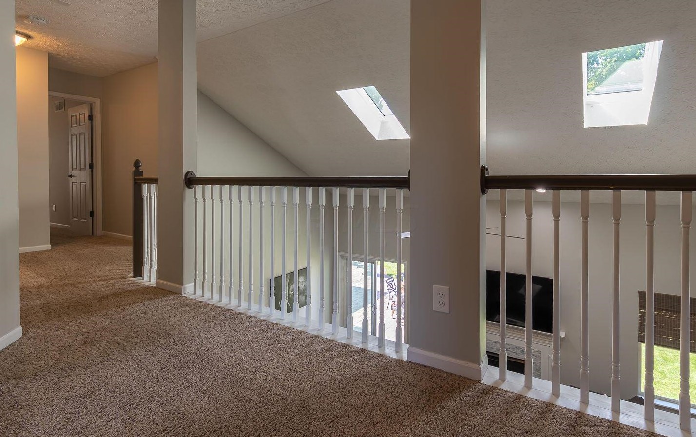 621 Norfolk Ct, Pickerington OH  43147-2066 exterior