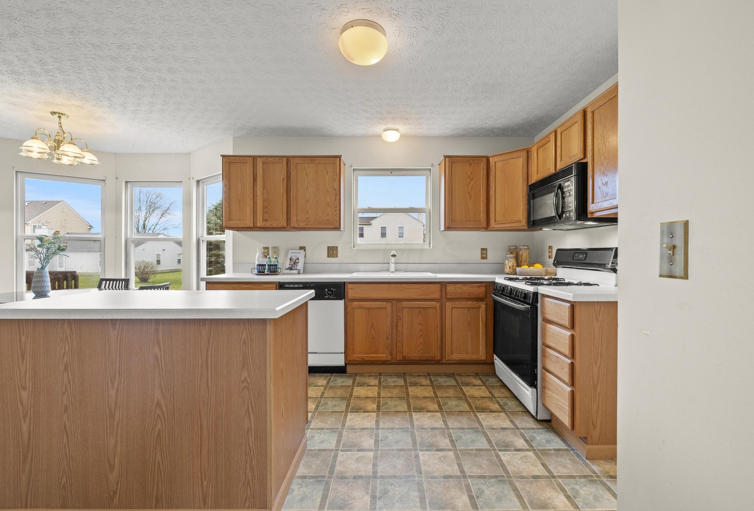 1233 Tannic St, Blacklick OH  43004-8784 exterior