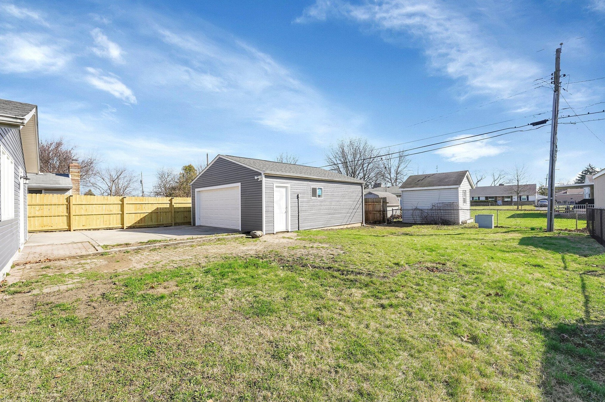 702 Josephine Ave, Columbus OH  43204-1113 exterior