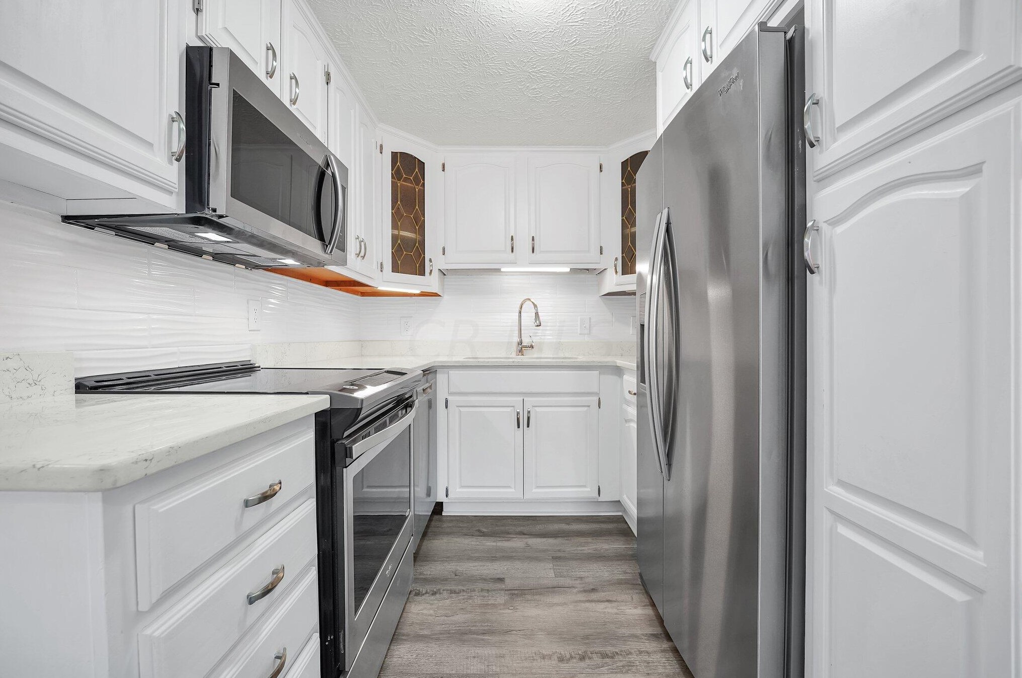 702 Josephine Ave, Columbus OH  43204-1113 exterior