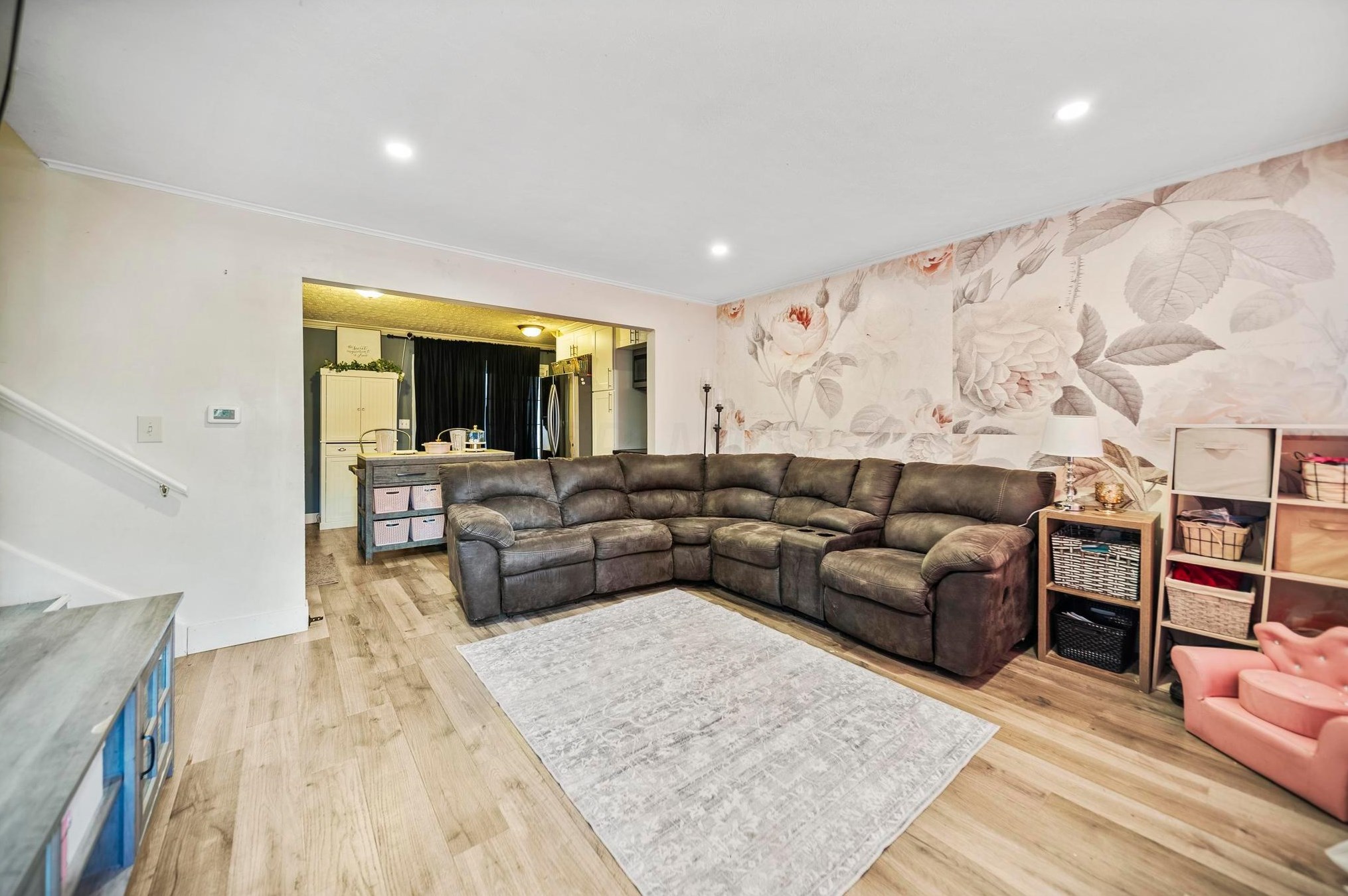 3837 Armada Rd, Columbus OH  43232-6205 exterior