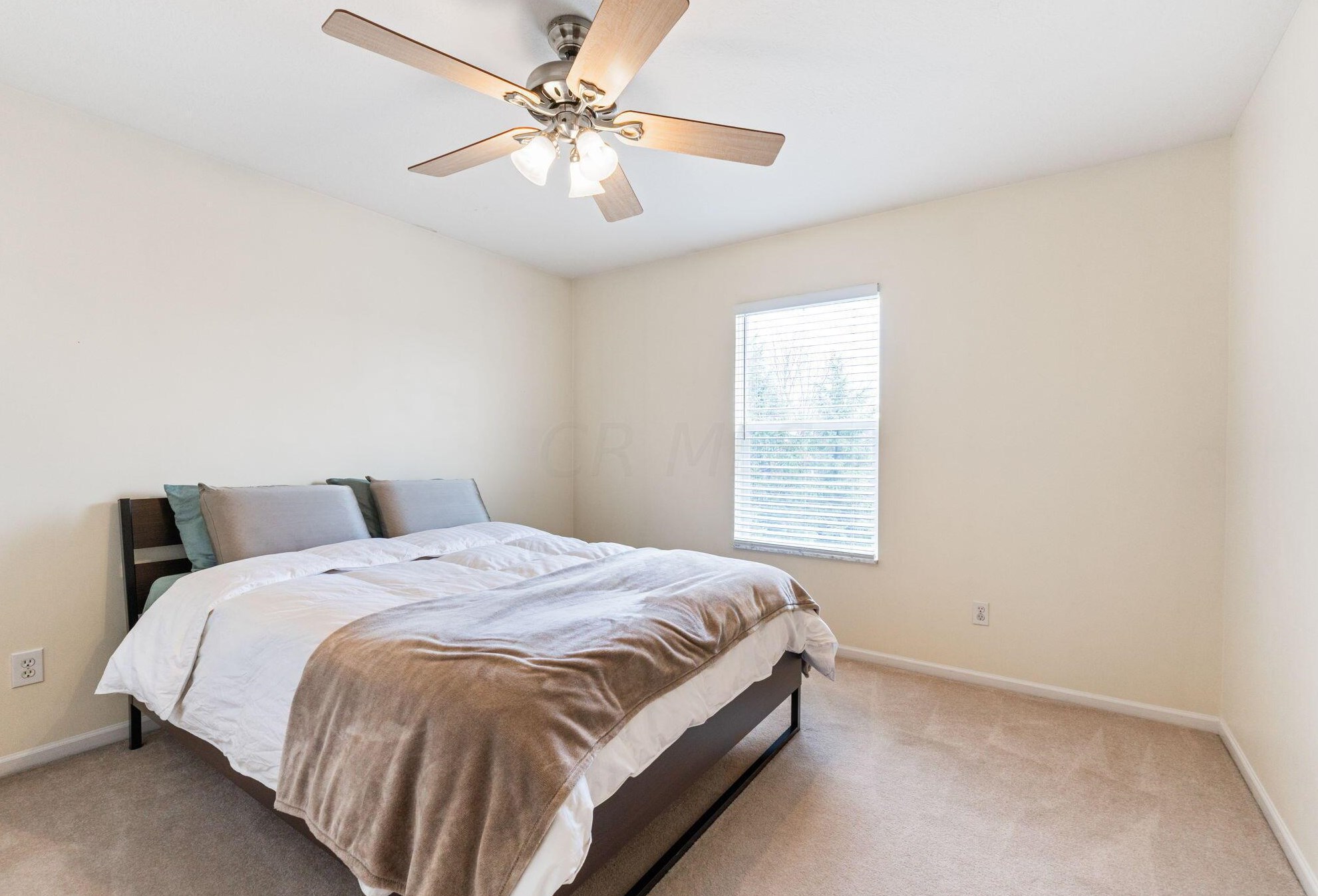 5530 Bunstine Dr, Westerville OH  43081-8218 exterior