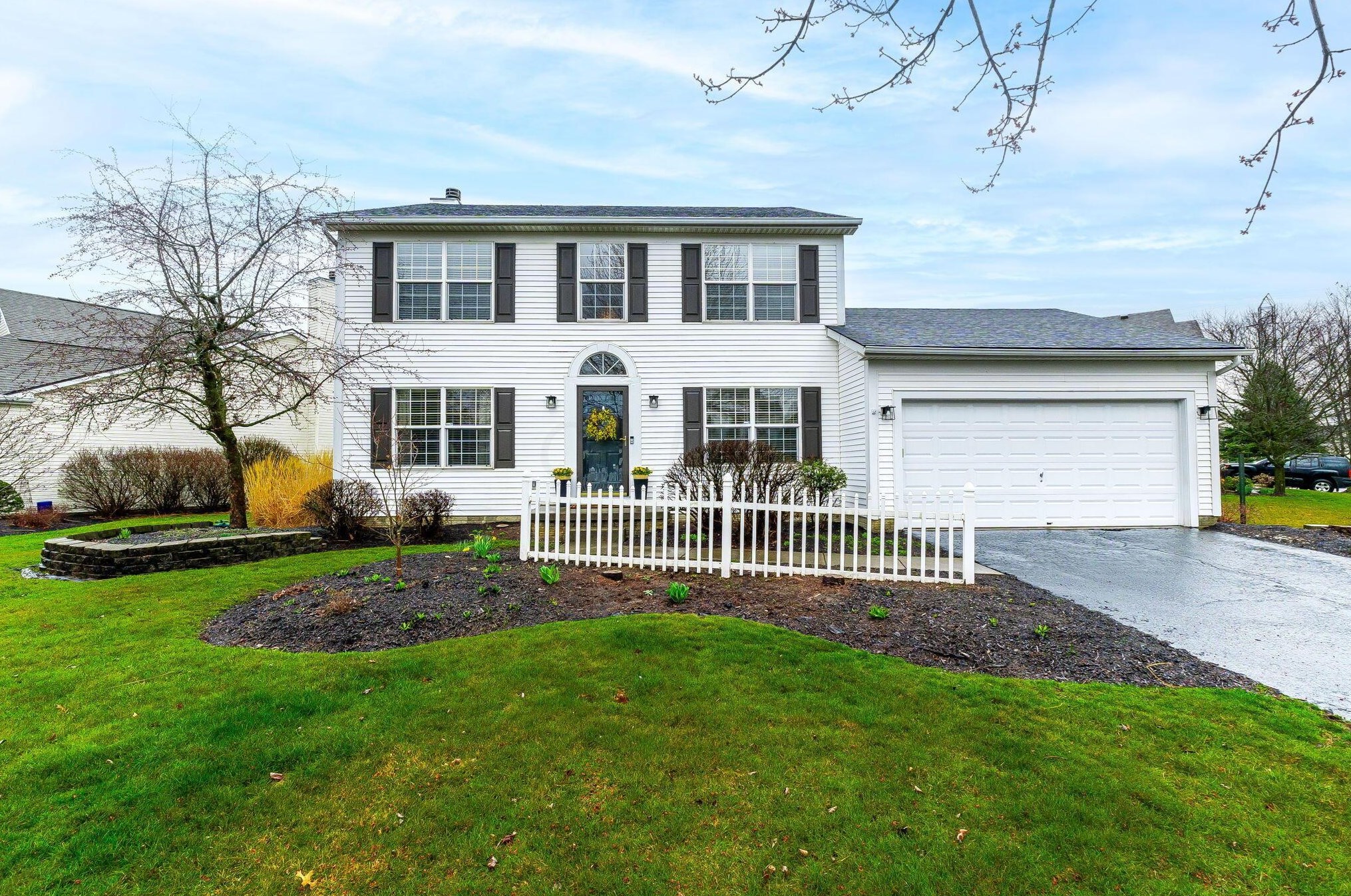 5530 Bunstine Dr, Westerville, OH 43081