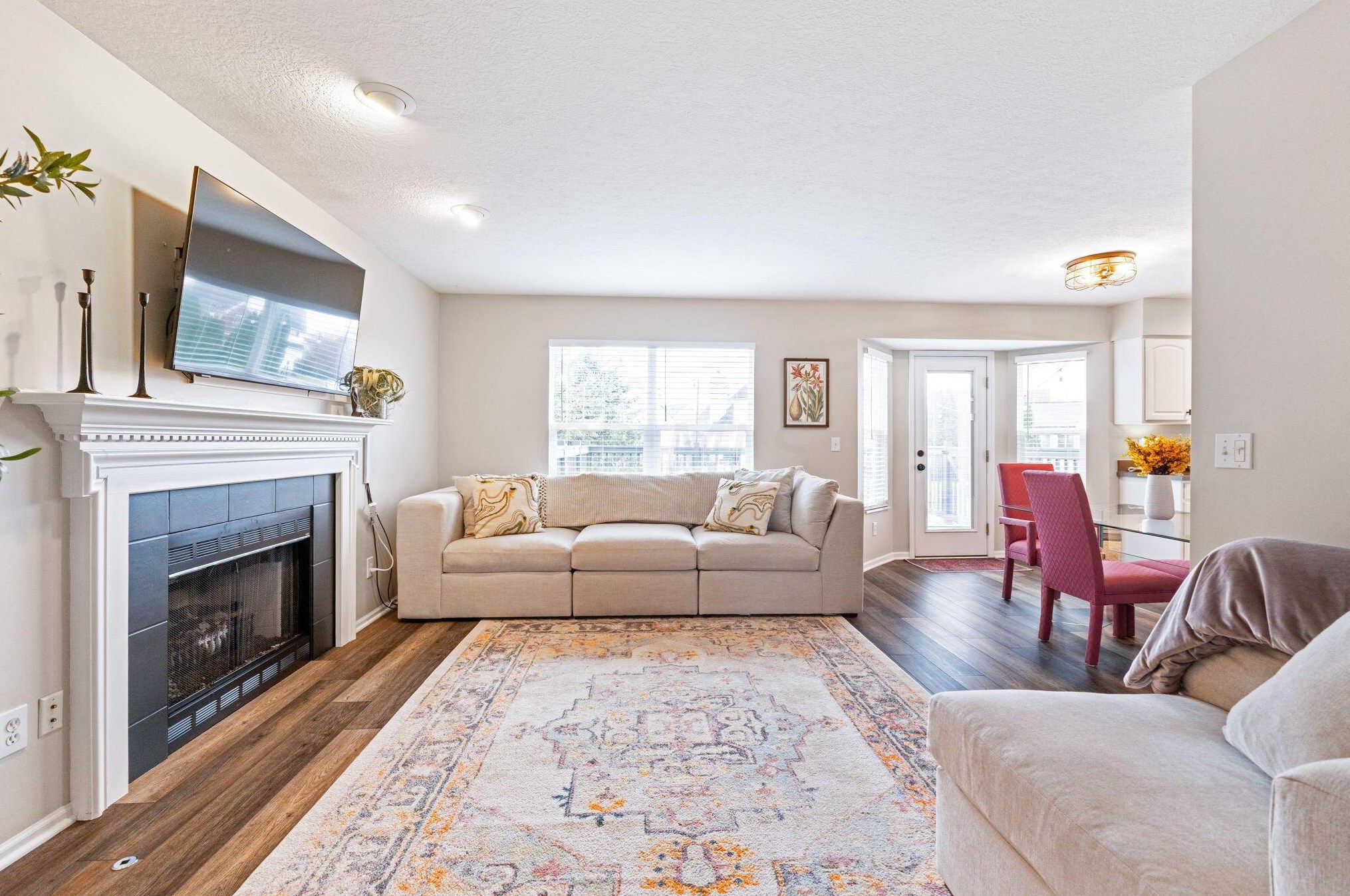 5530 Bunstine Dr, Westerville OH  43081-8218 exterior