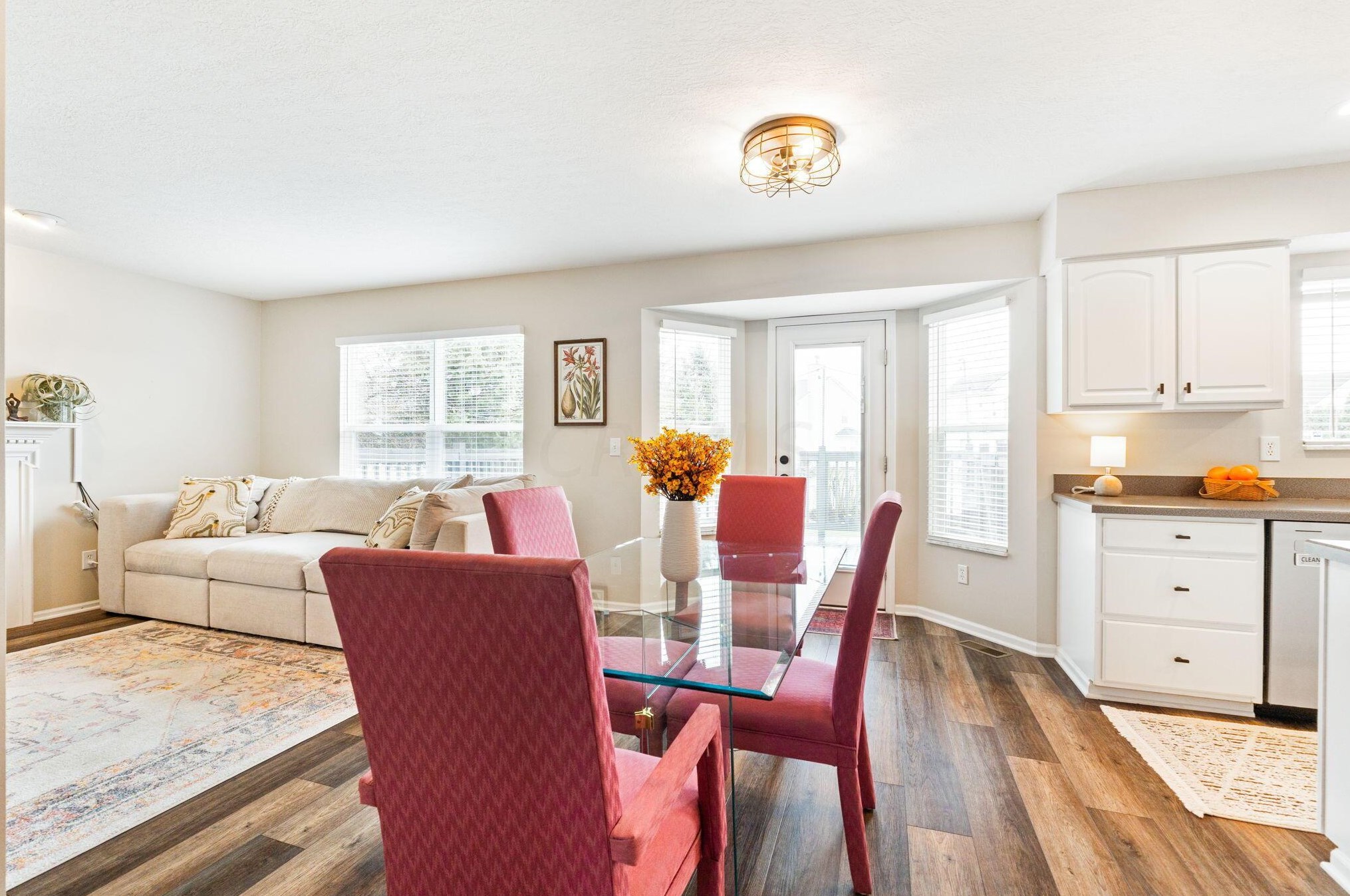 5530 Bunstine Dr, Westerville OH  43081-8218 exterior