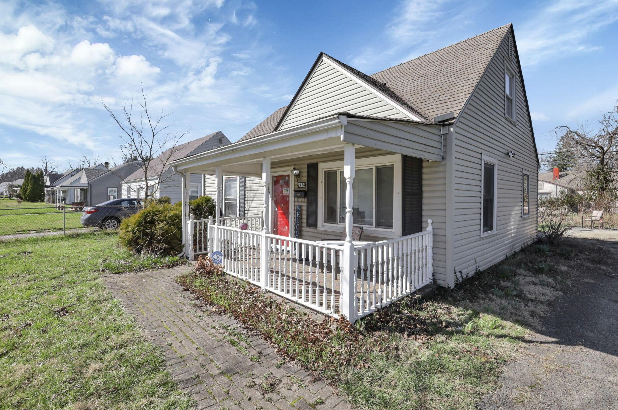 2434 Northglen Dr, Columbus OH  43224-4674 exterior