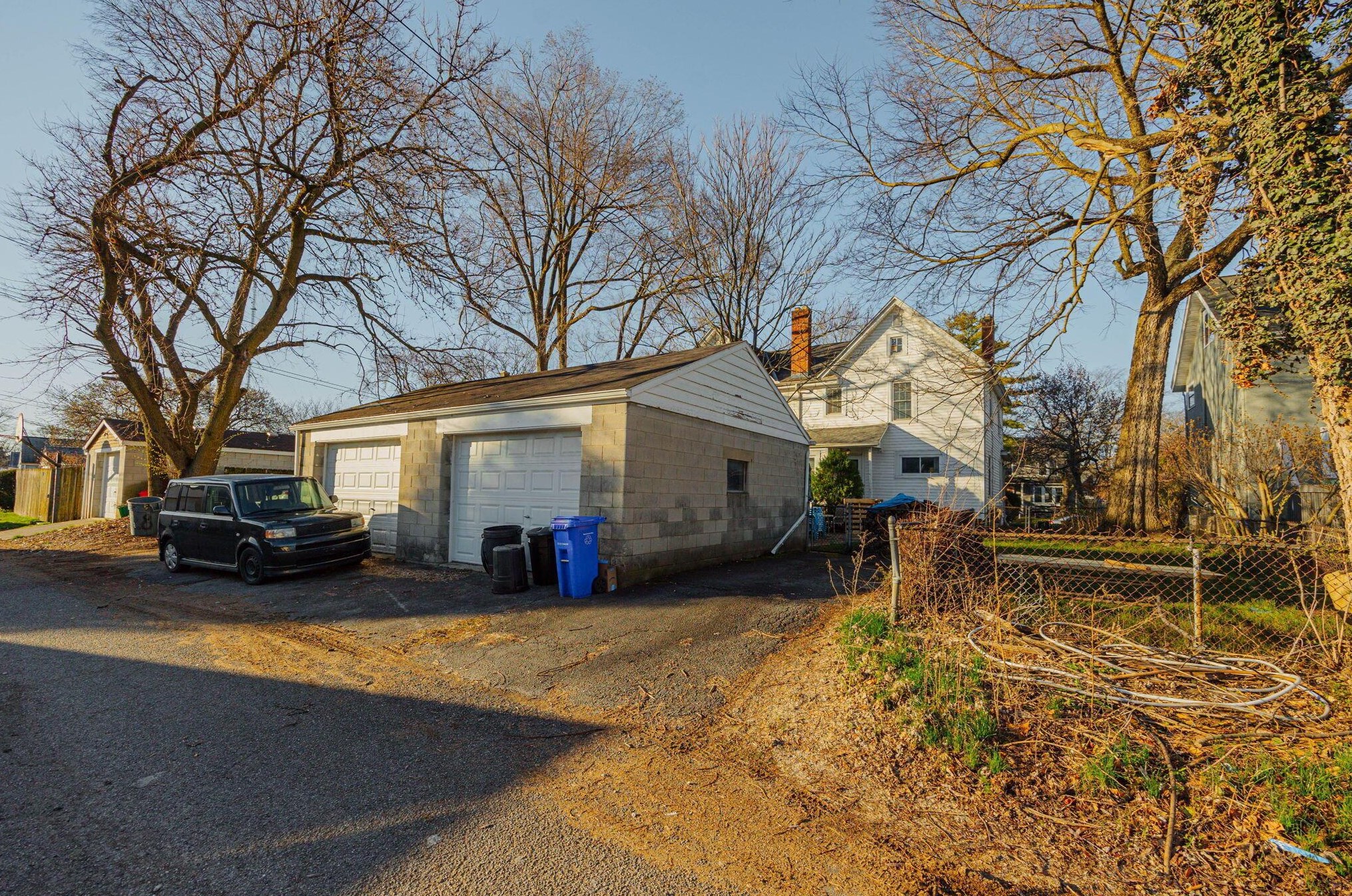 928 Timberman Rd, Columbus OH  43212-3820 exterior