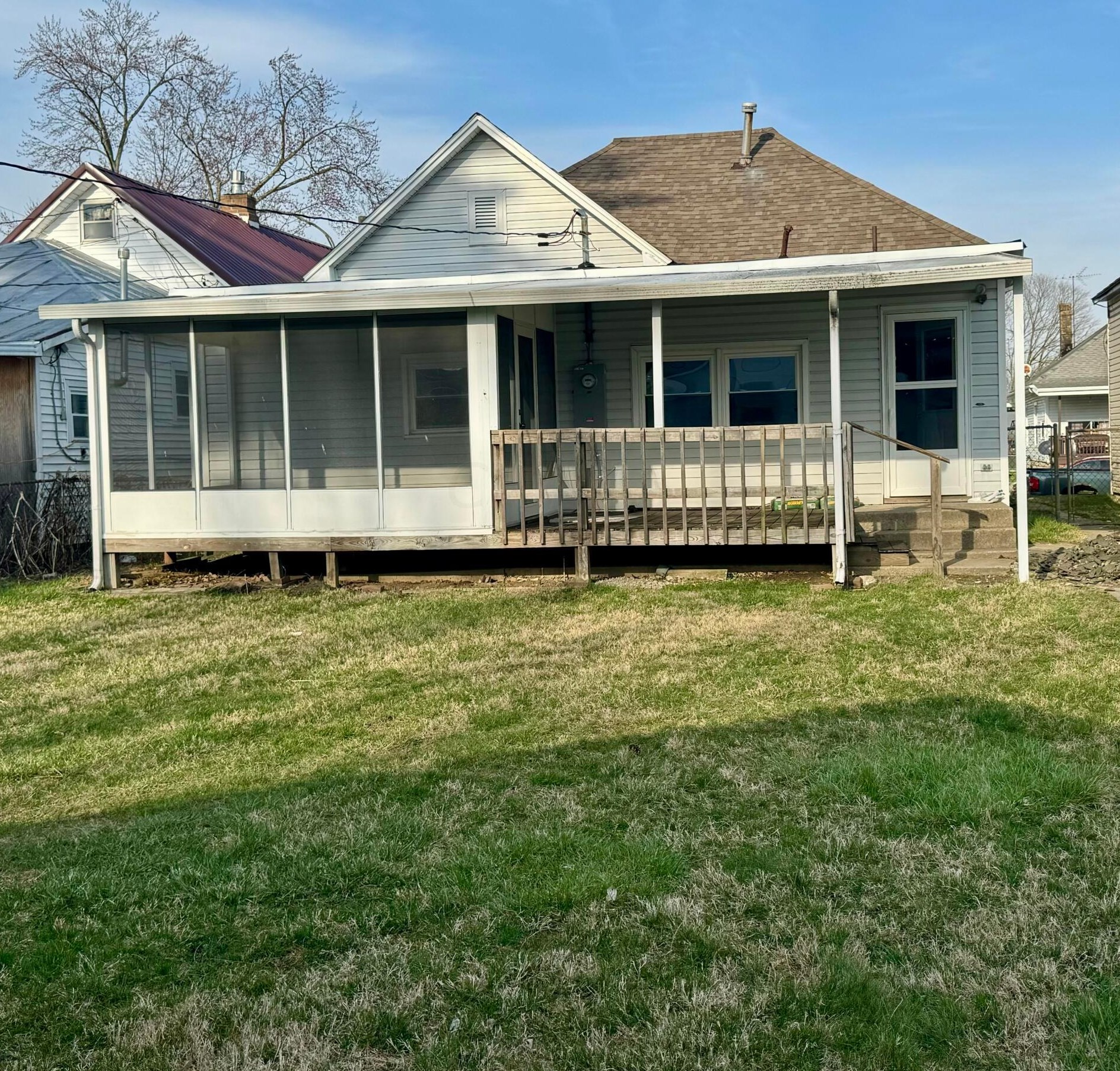 825 Sycamore St, Washington CH, OH 43160