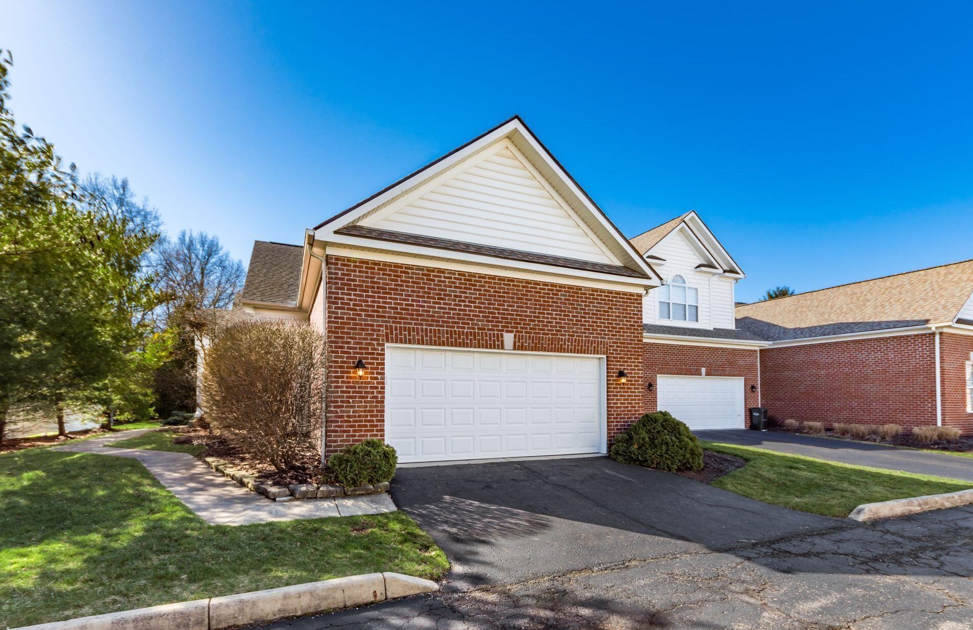 3987 Park Cir S, Hilliard, OH 43026